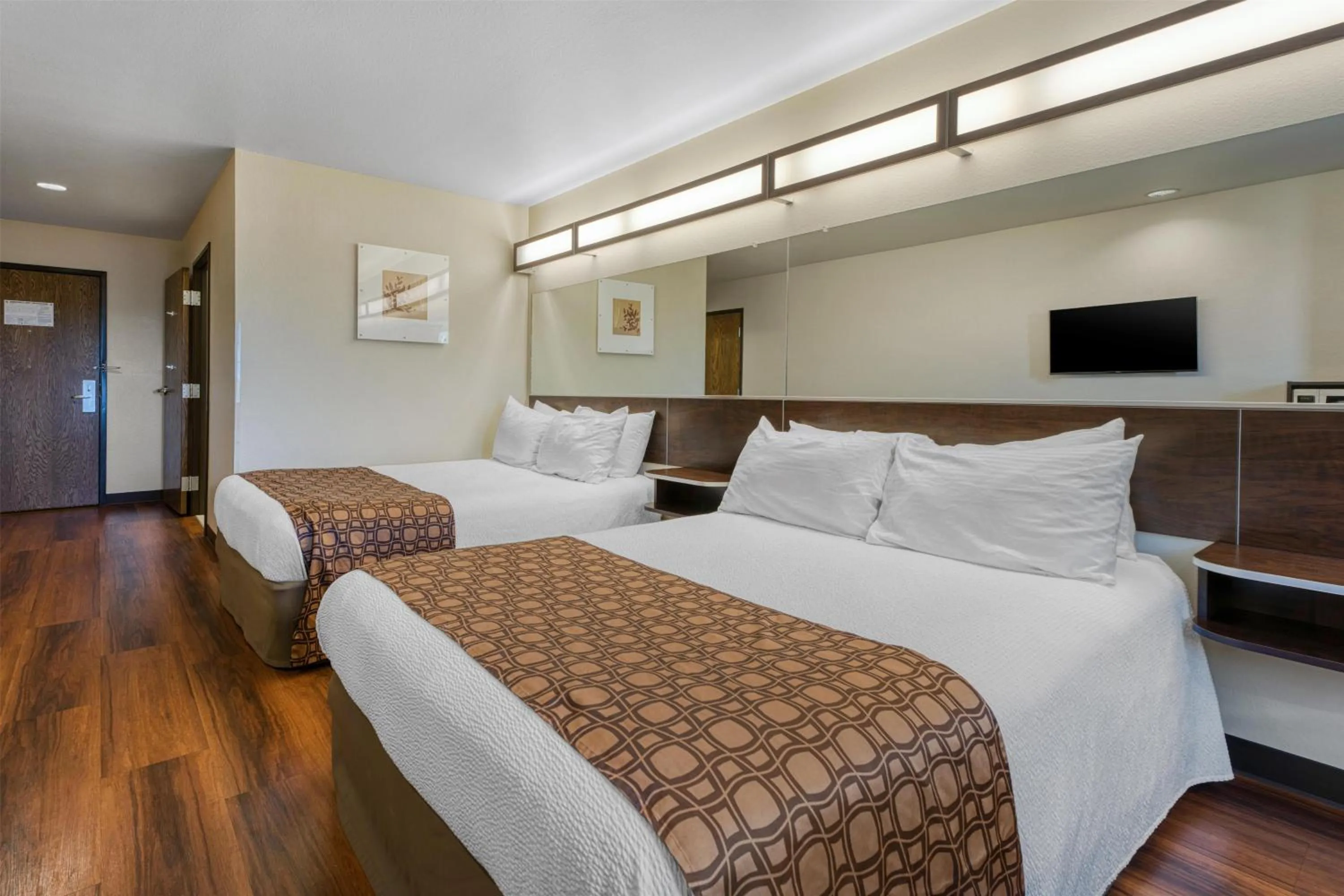 Bedroom, Bed in SureStay Plus Hotel by Best Western Buckhannon