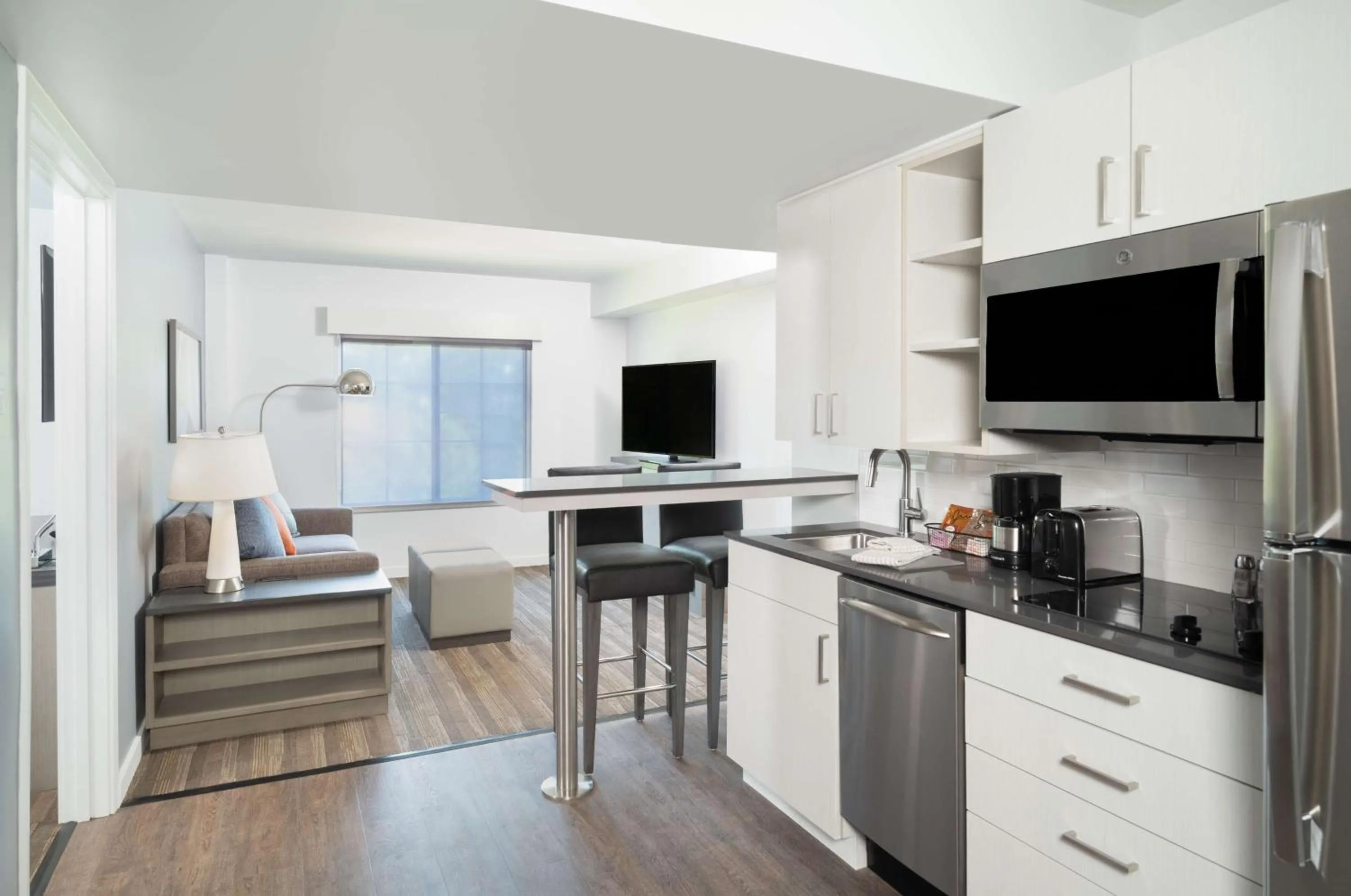 Photo of the whole room in Hyatt House White Plains