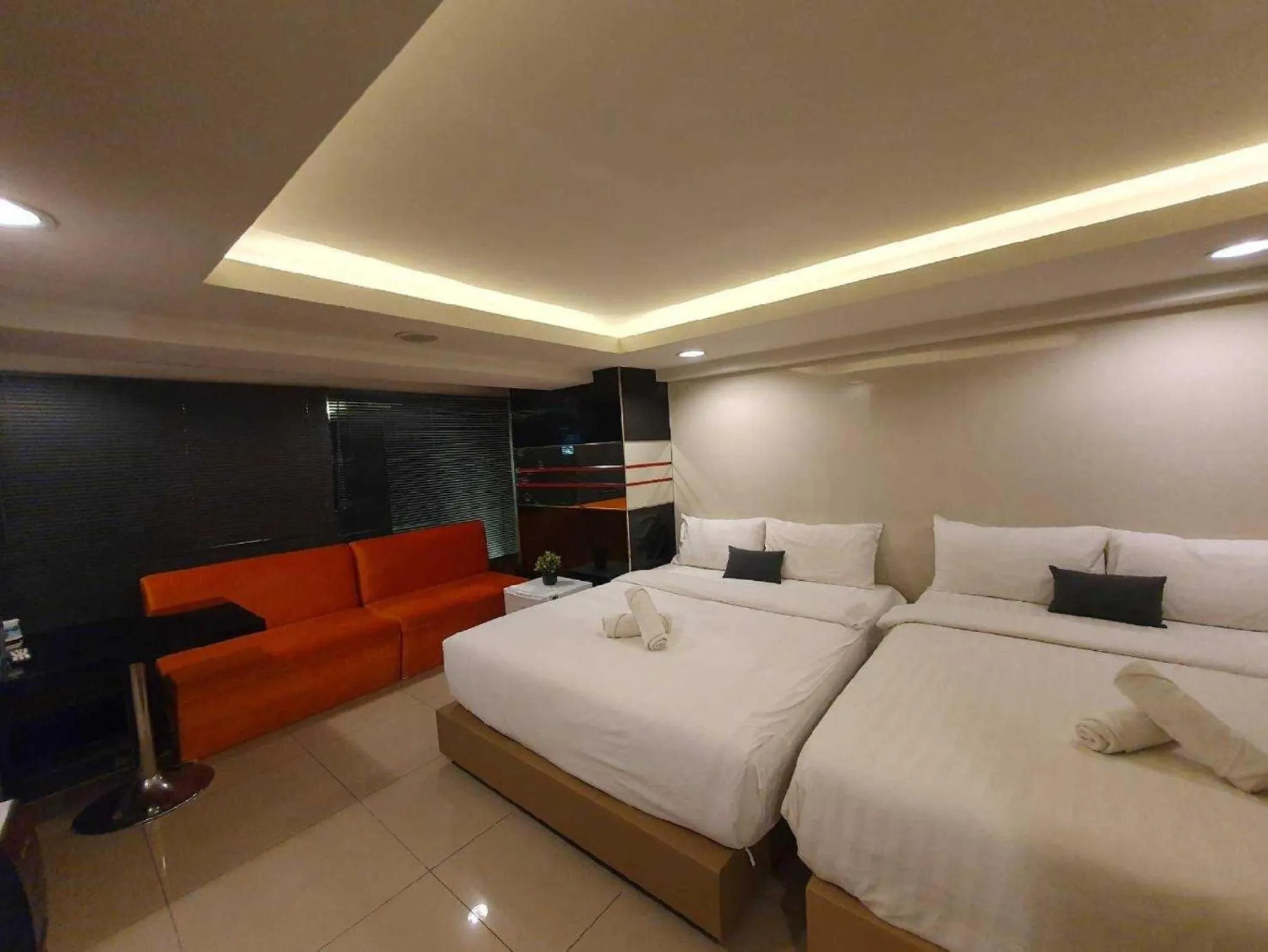 Bed in Deco Lux Hotel