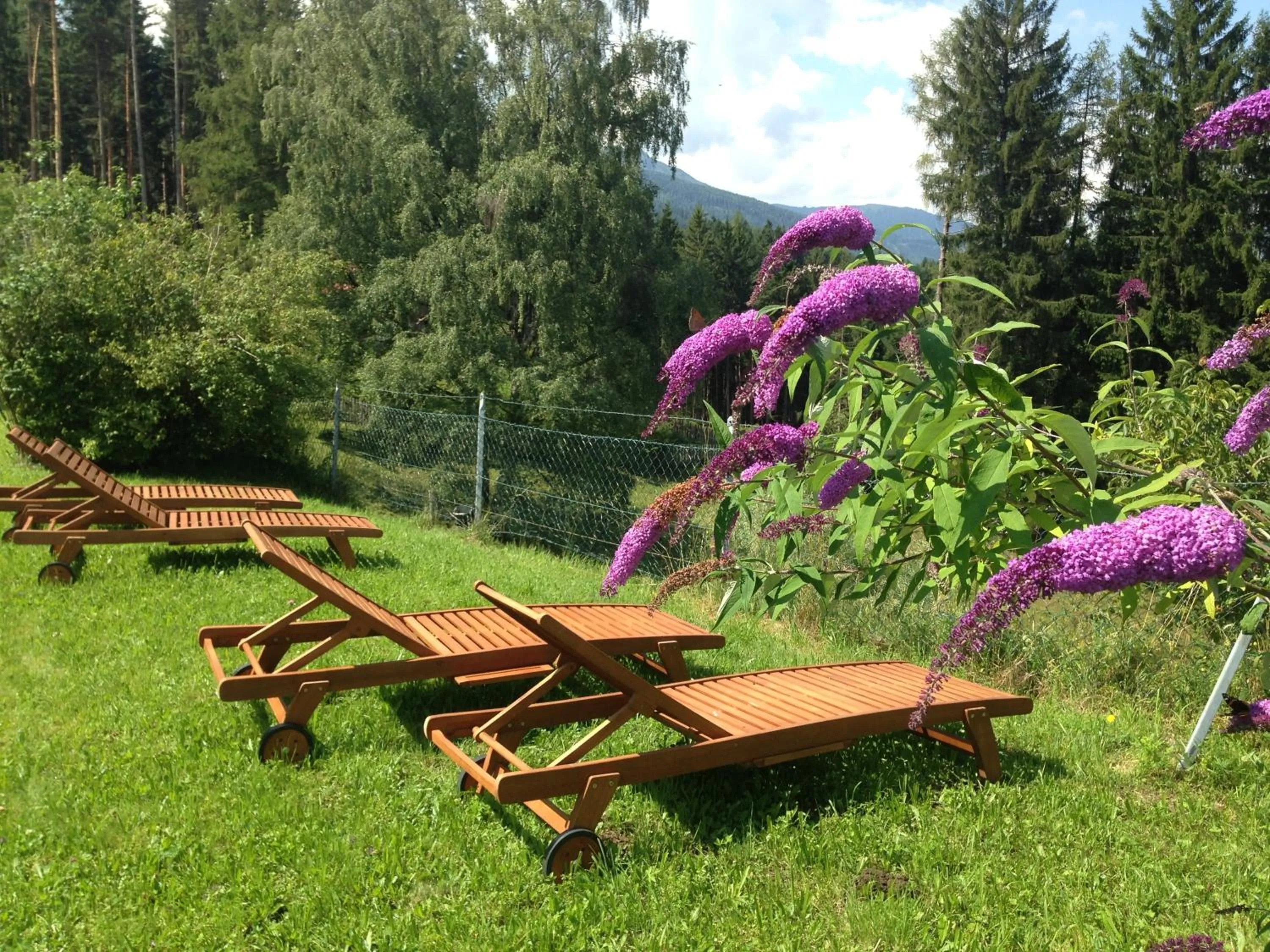 Garden in Landhotel Gasthof Eichhof Natters