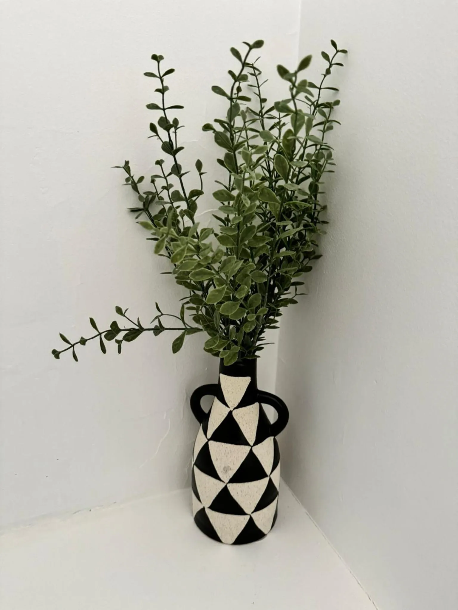 Decorative detail in Montblu at Echo Point