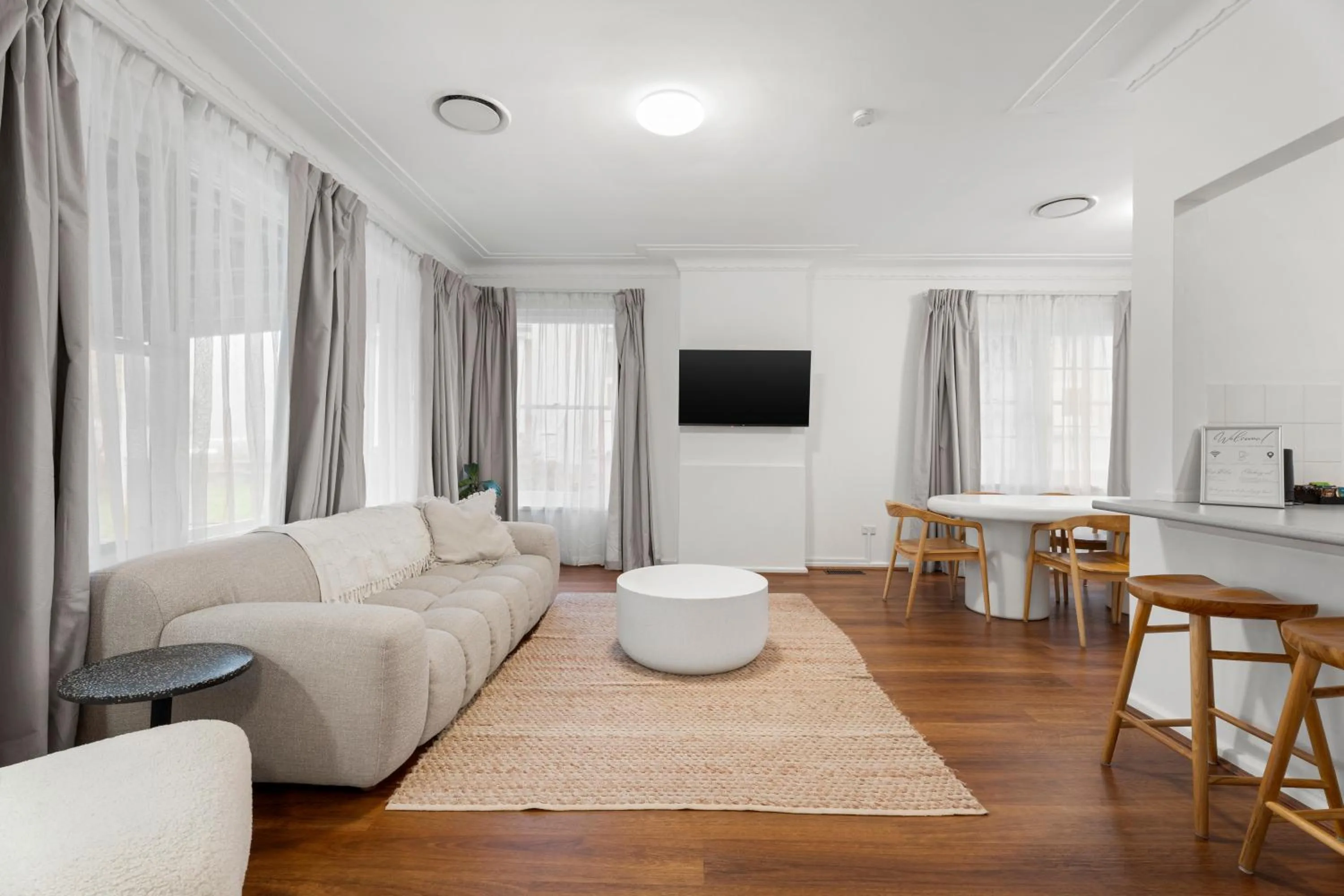 TV and multimedia in Montblu at Echo Point