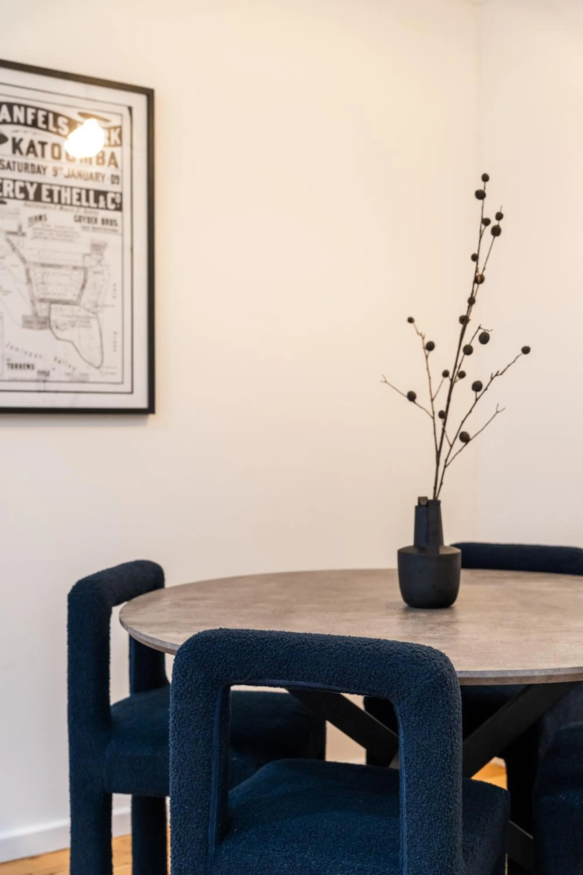 Seating area in Montblu at Echo Point