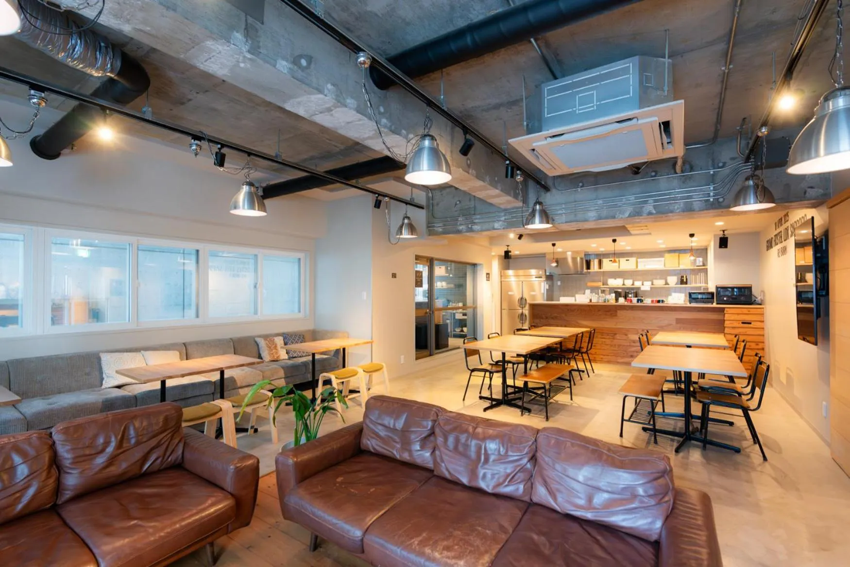 Communal lounge/ TV room in Grand Hostel LDK Sapporo