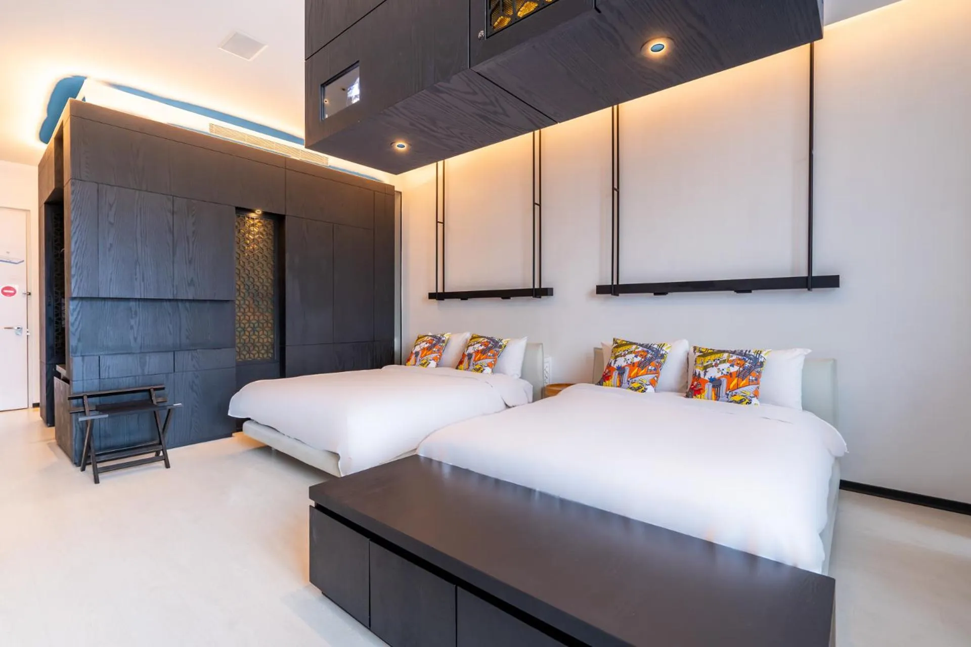 Bed in The Place Tainan