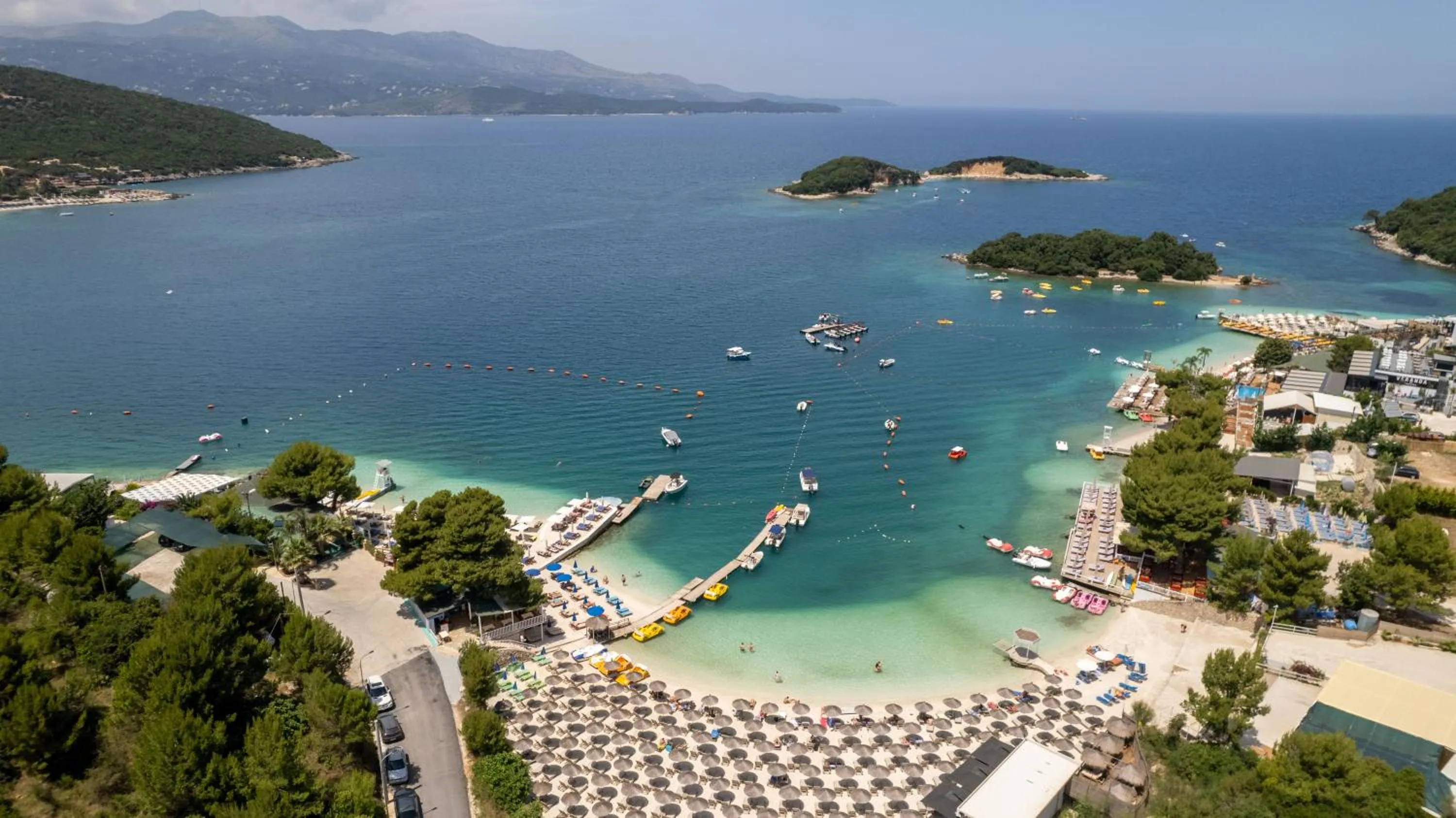 Nearby landmark in Vila Vasili