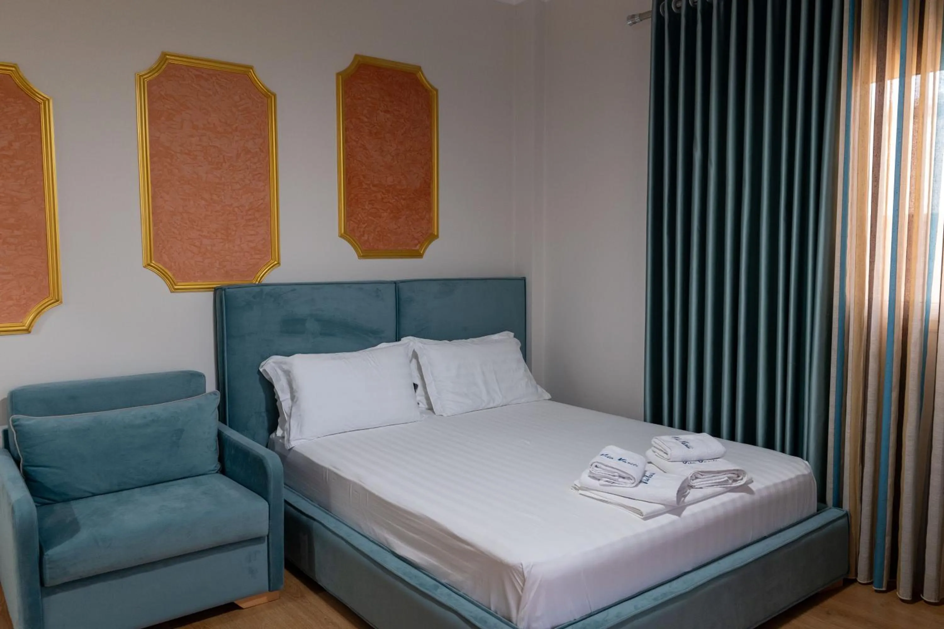 Living room, Bed in Vila Vasili