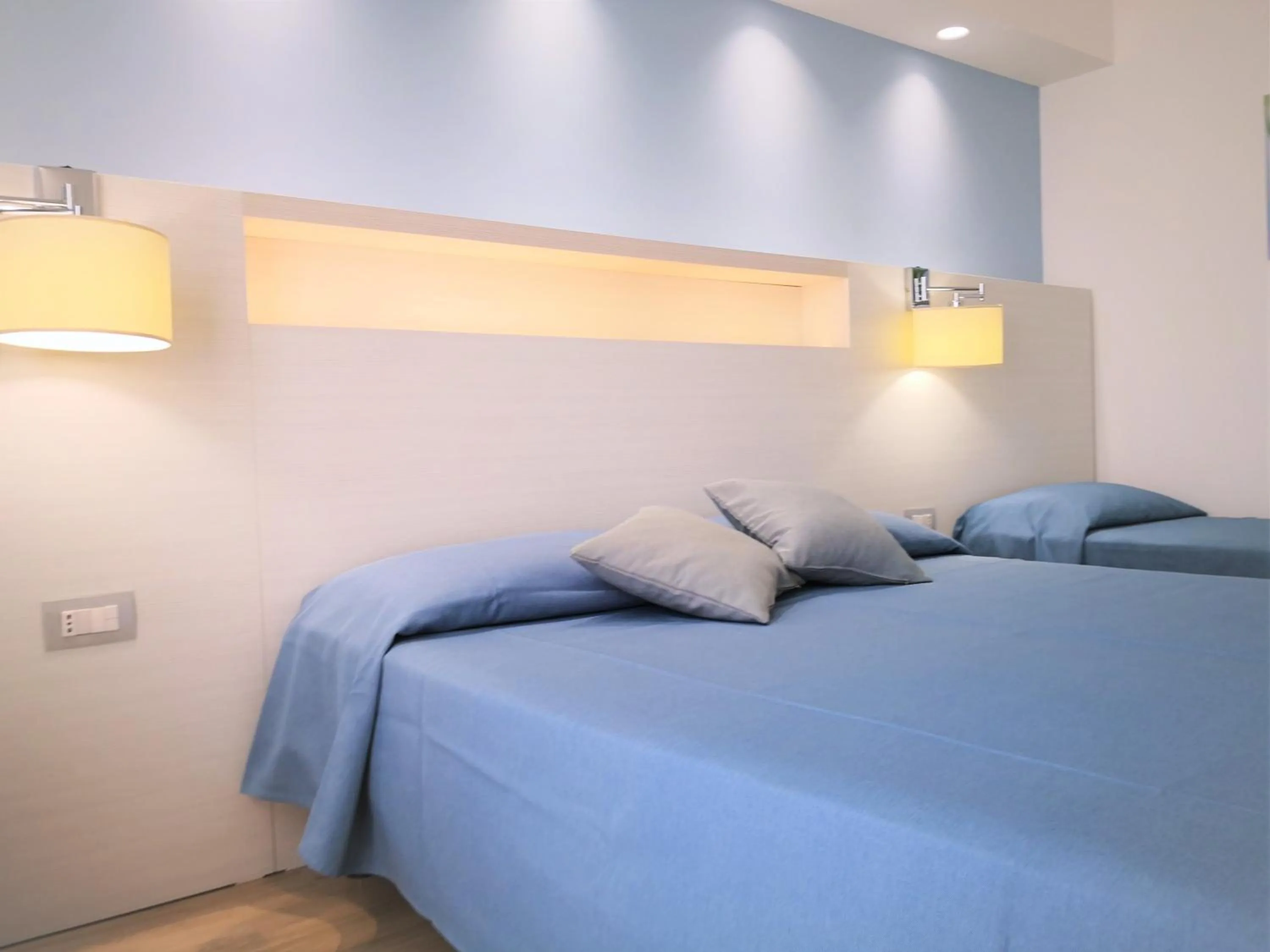 Photo of the whole room, Bed in Hotel Perla Gaia