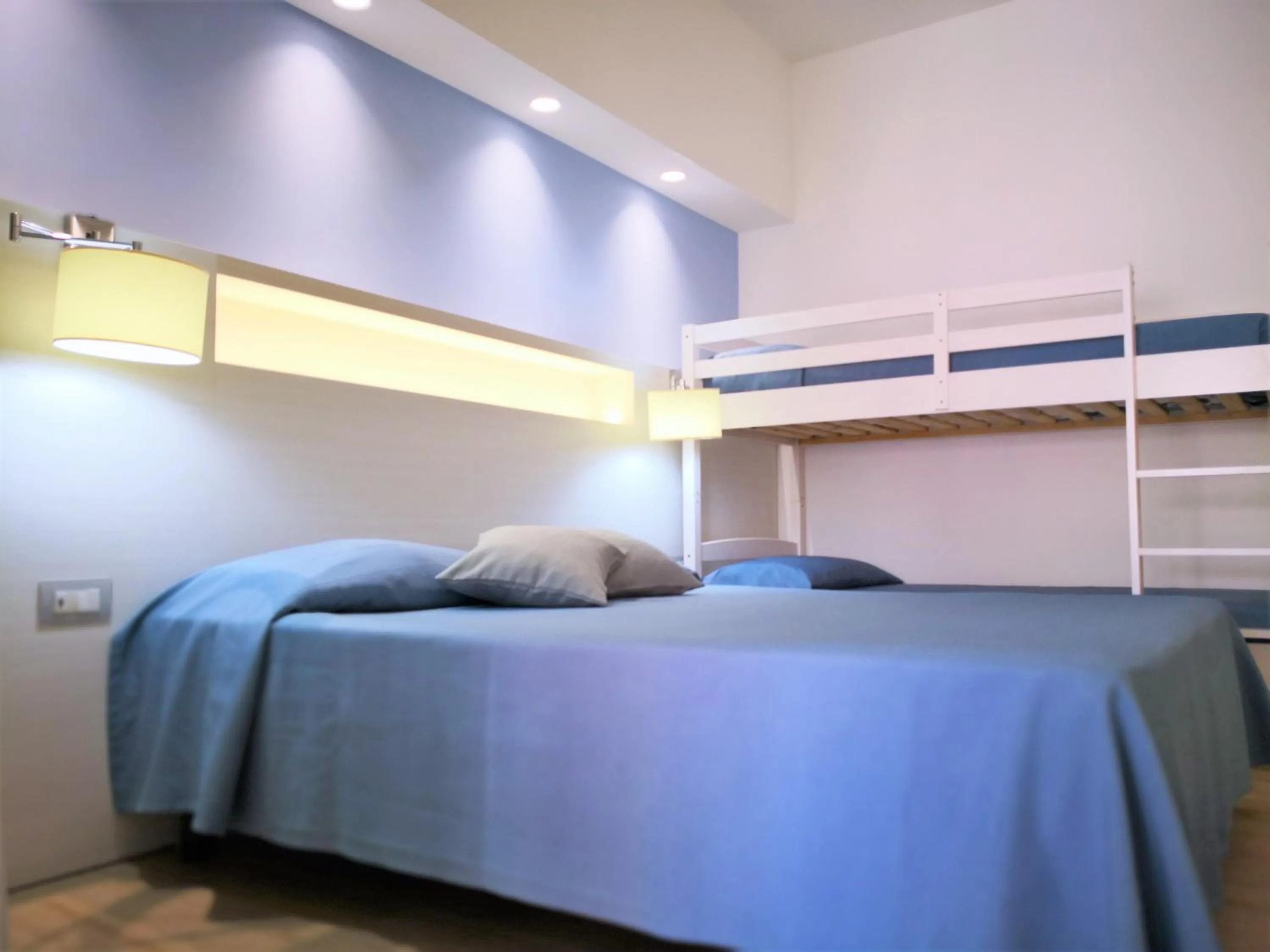 Photo of the whole room, Bed in Hotel Perla Gaia