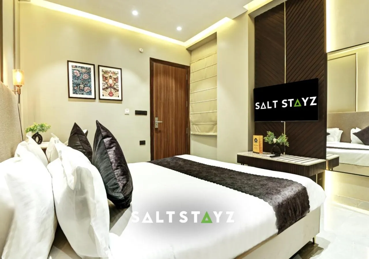 Bed in Saltstayz Select - Pitampura
