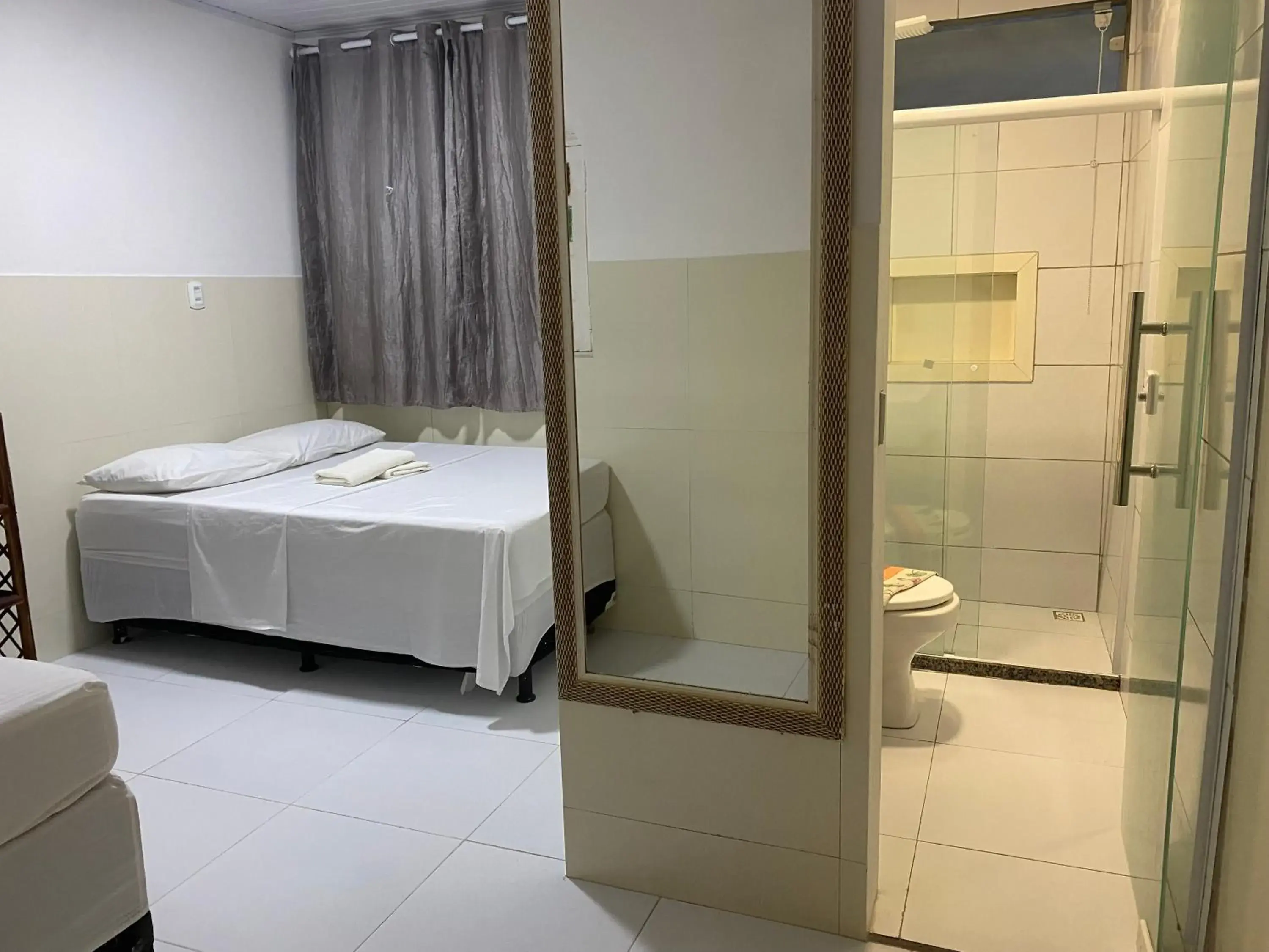 Triple Room in Pousada Beija flor Triple Room in Pousada Beija flor