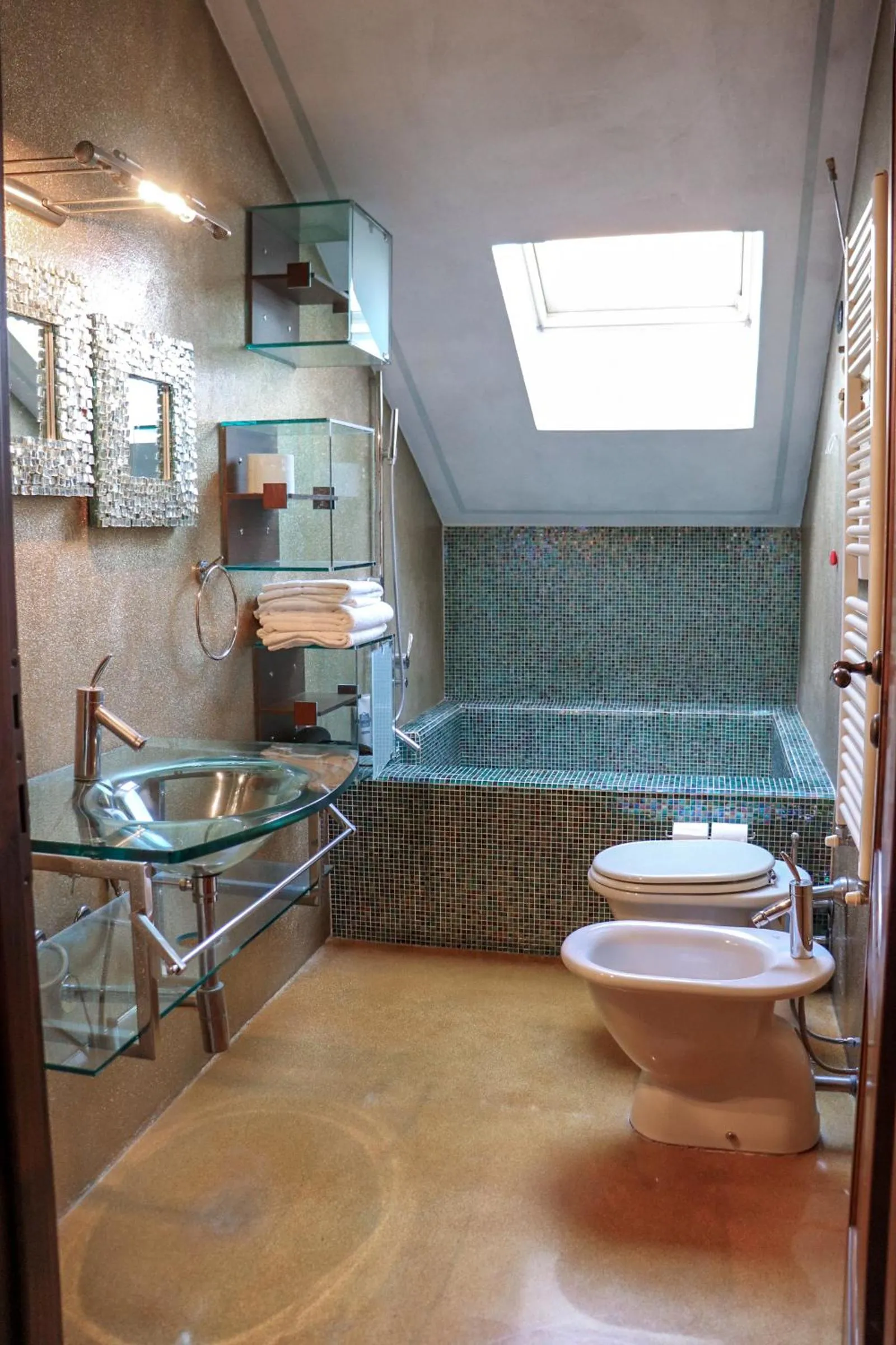 Bathroom in La Corte di Brusuglio Apartments