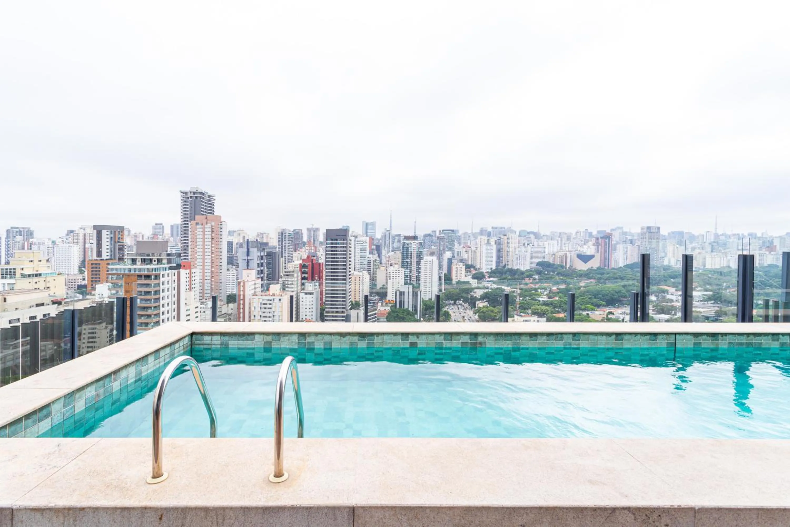 Ayra Pinheiros - Apartamentos com vista incrível para São Paulo ao lado da Rebouças e Faria Lima