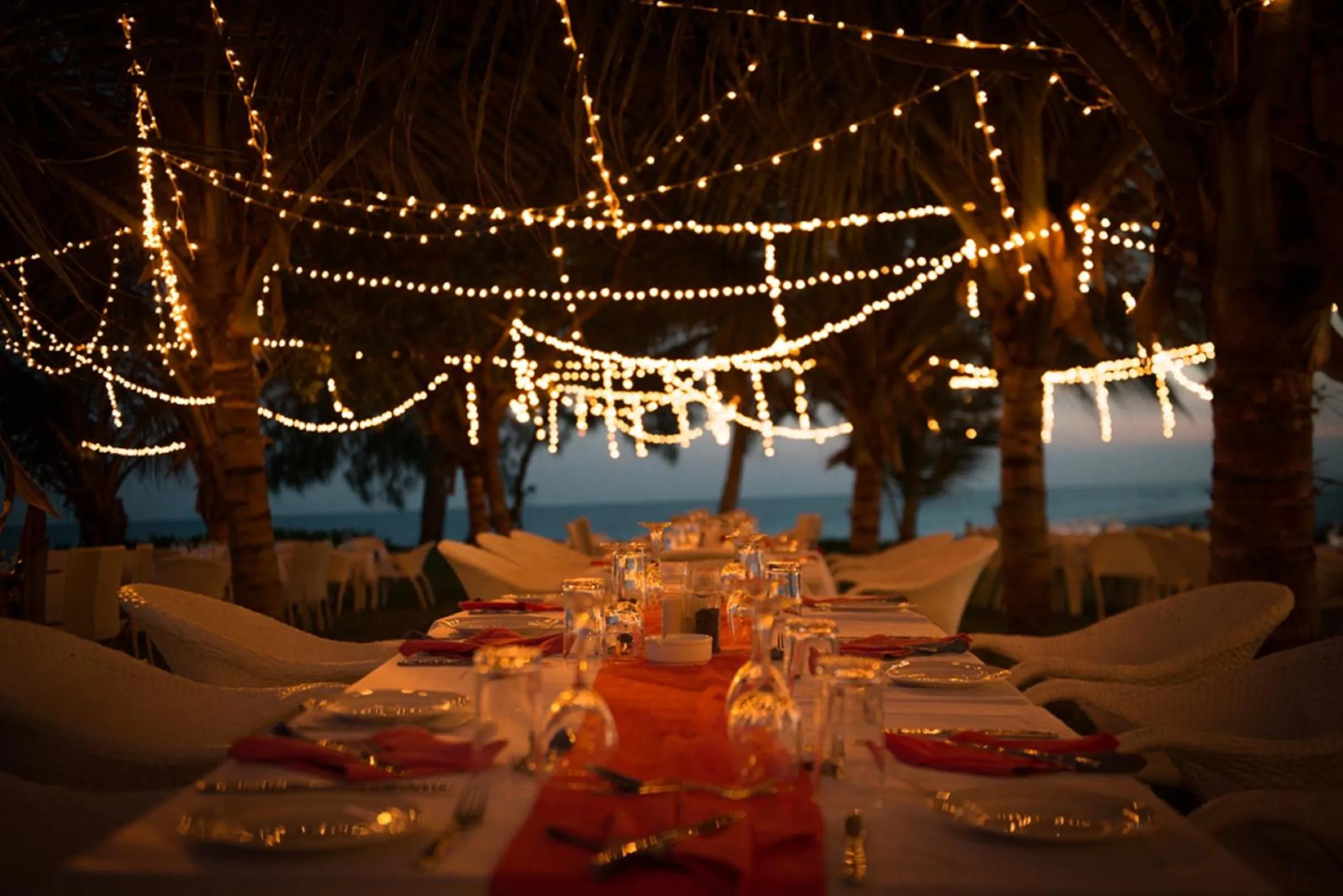 Restaurant/places to eat in Lantana Galu Beach