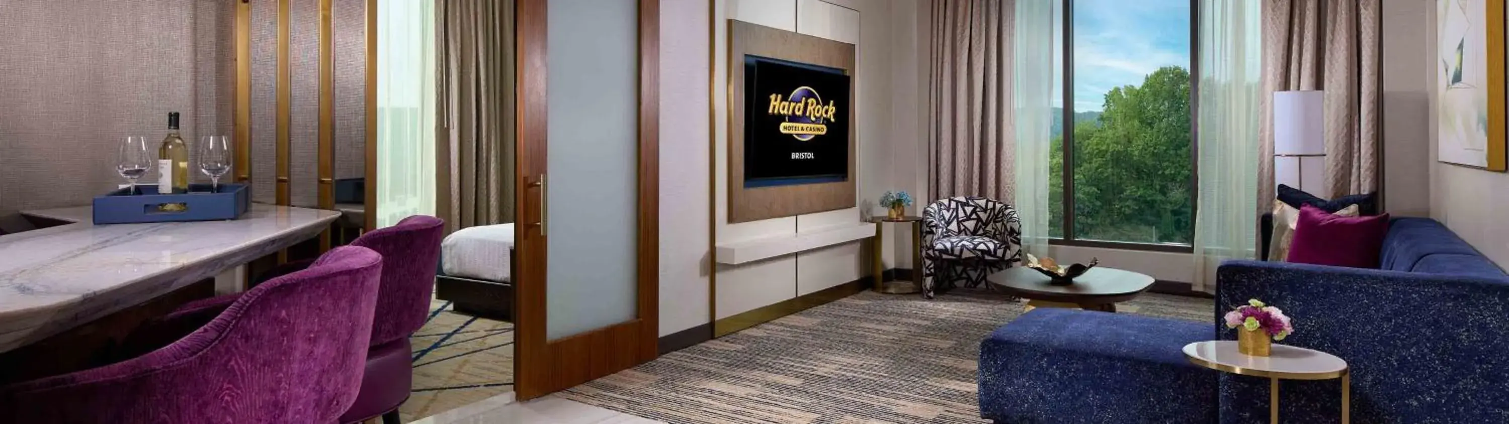 Superior King Suite in Hard Rock Hotel & Casino Bristol Superior King Suite in Hard Rock Hotel & Casino Bristol