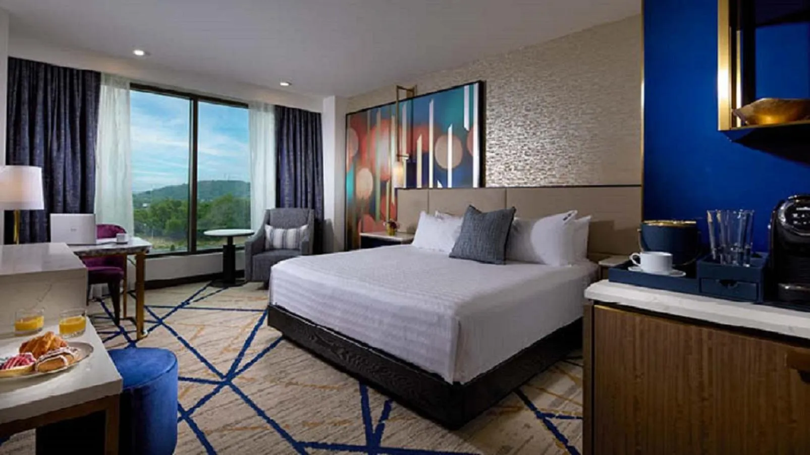 View (from property/room), Bed in Hard Rock Hotel & Casino Bristol