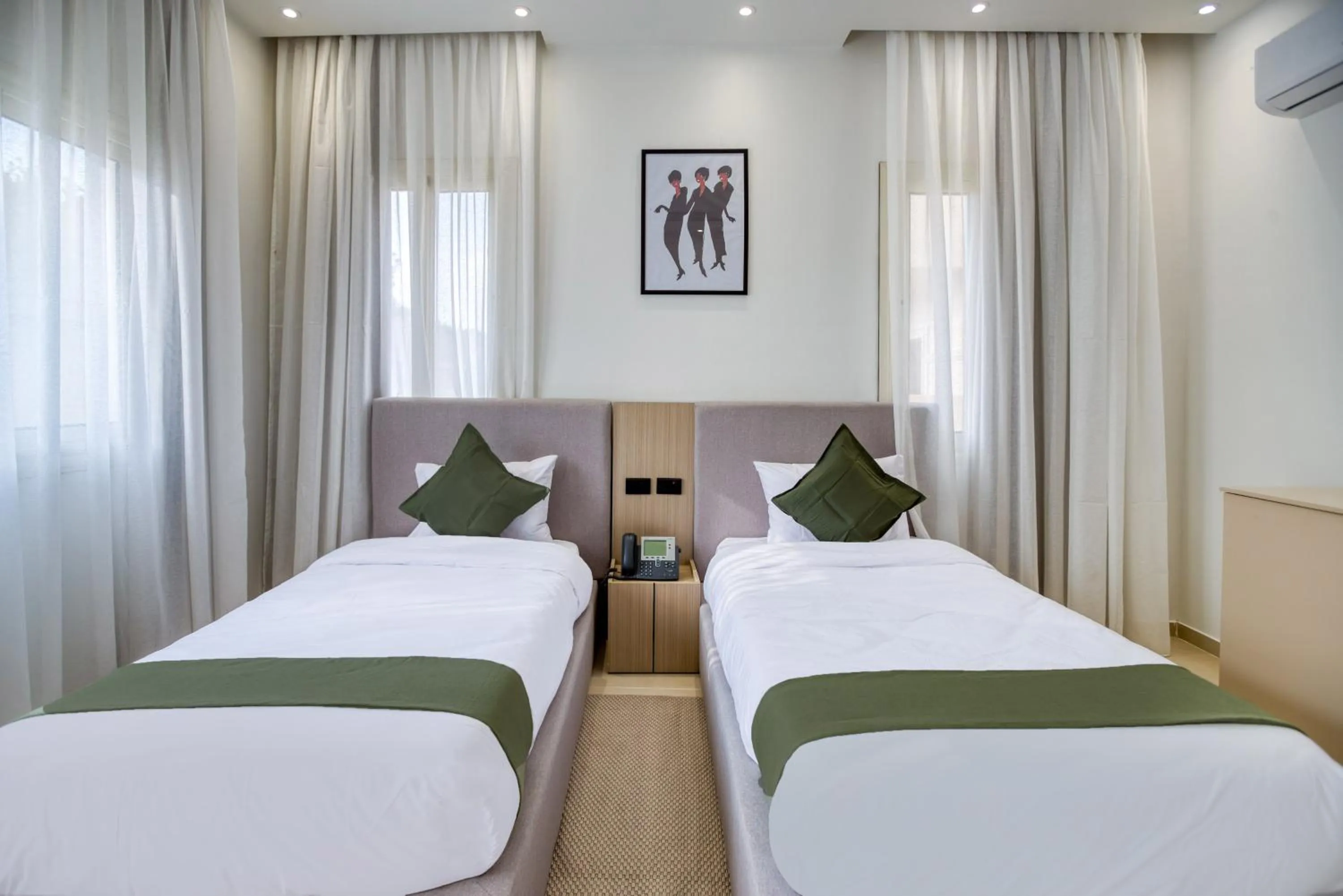 Bed in Seven Stays Zayed