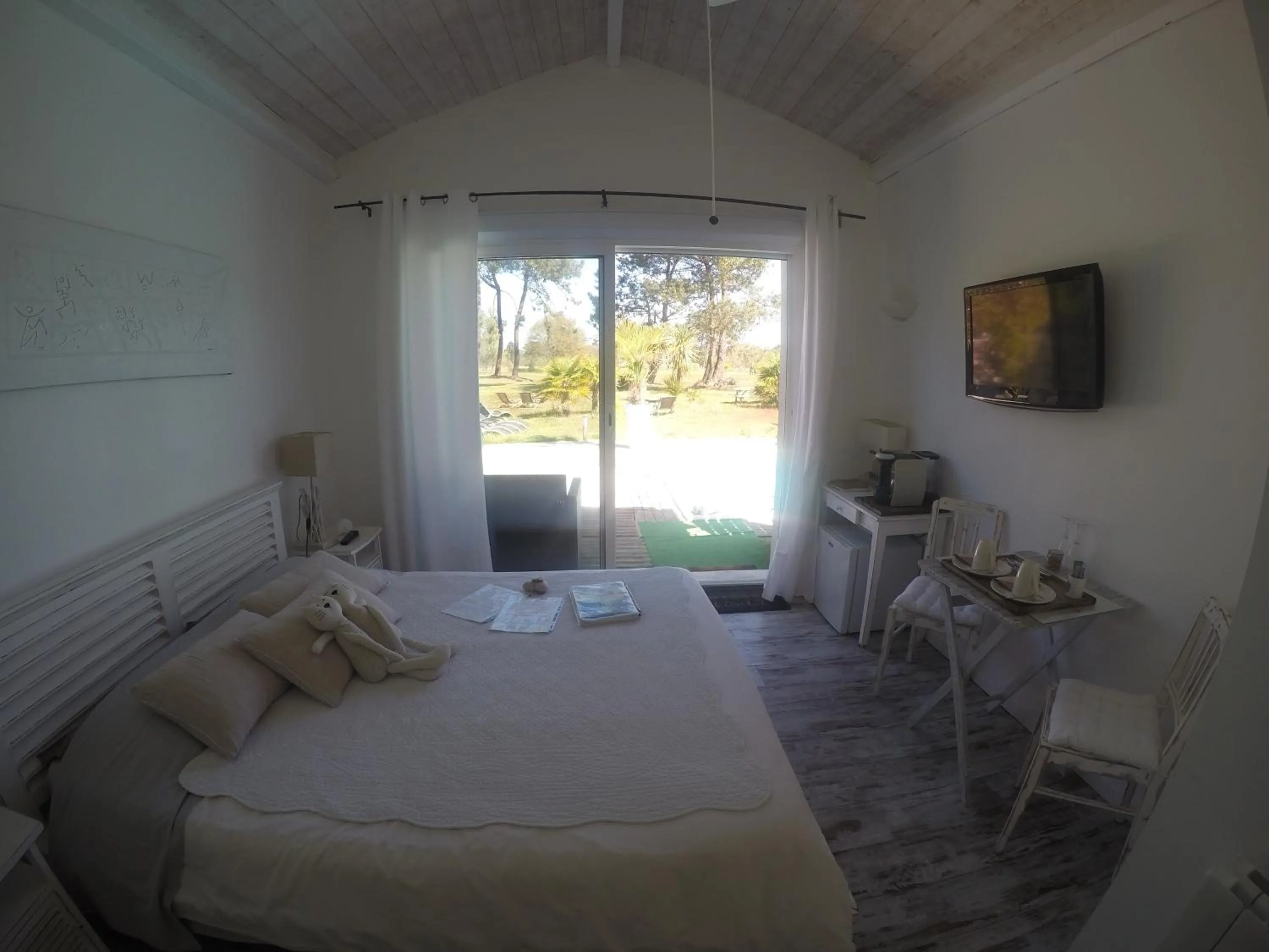 Bed in Villa Saint Barth