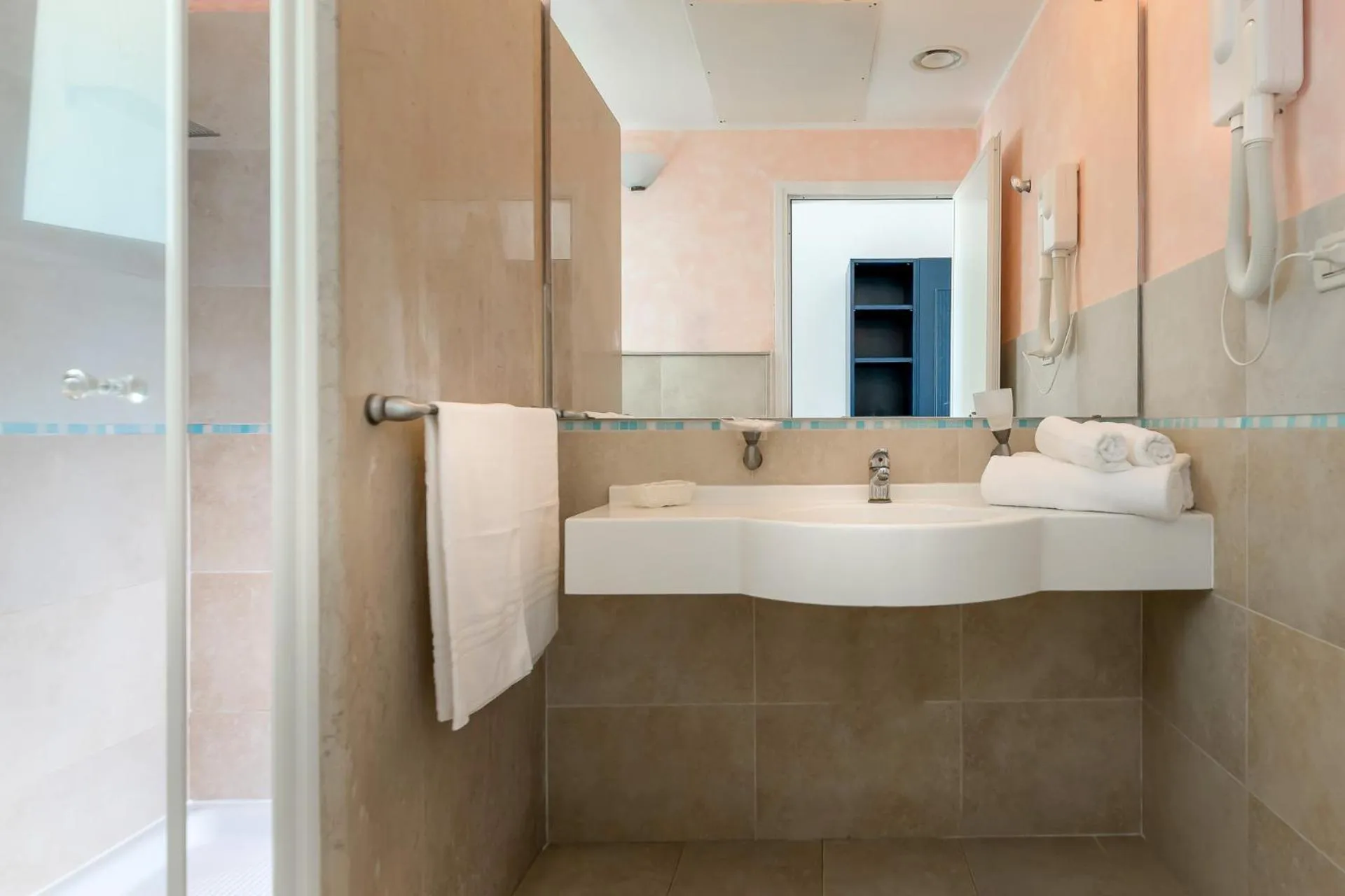 Bathroom in Hotel Villaggio Stromboli