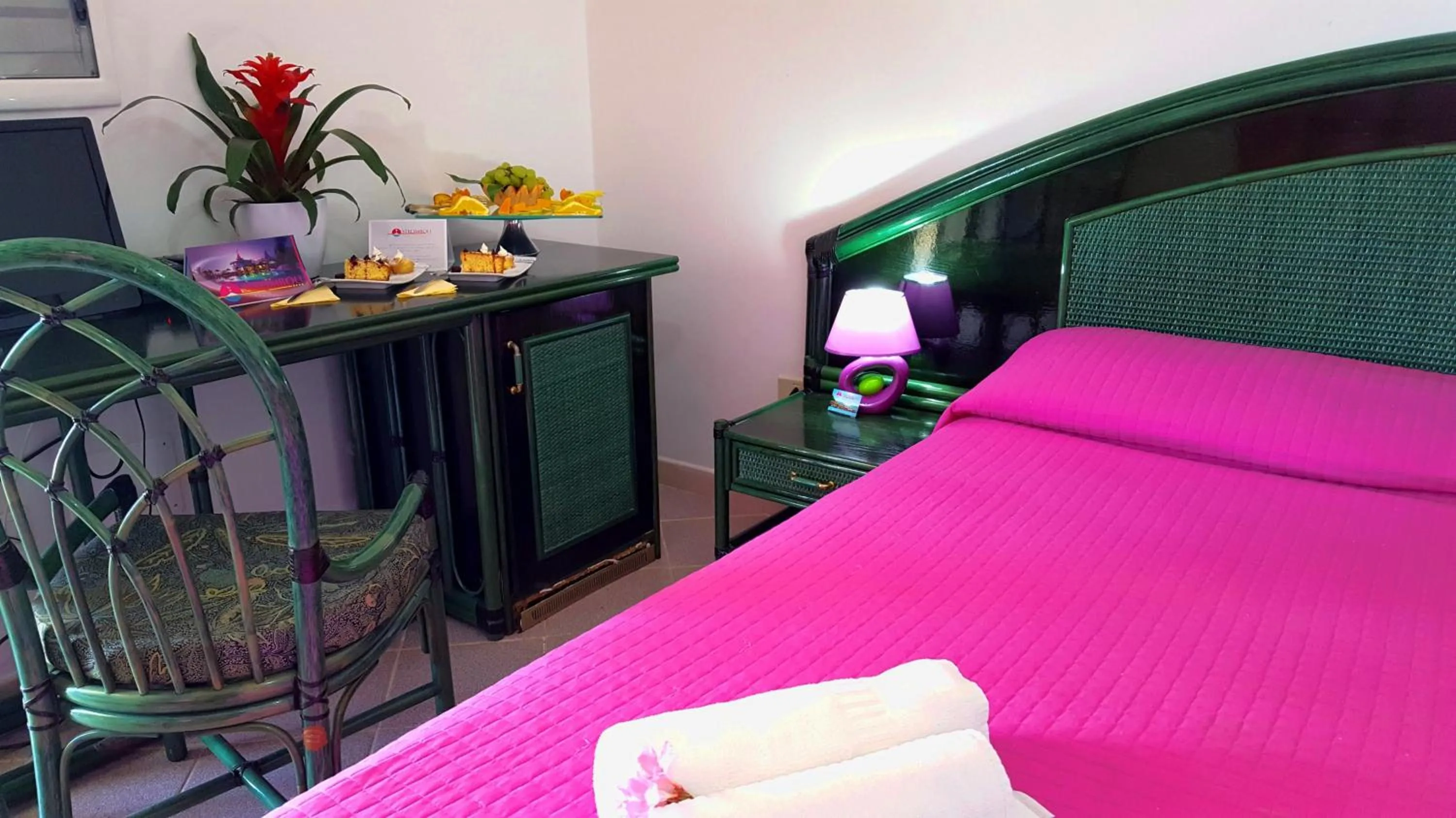 Bedroom, Bed in Hotel Villaggio Stromboli