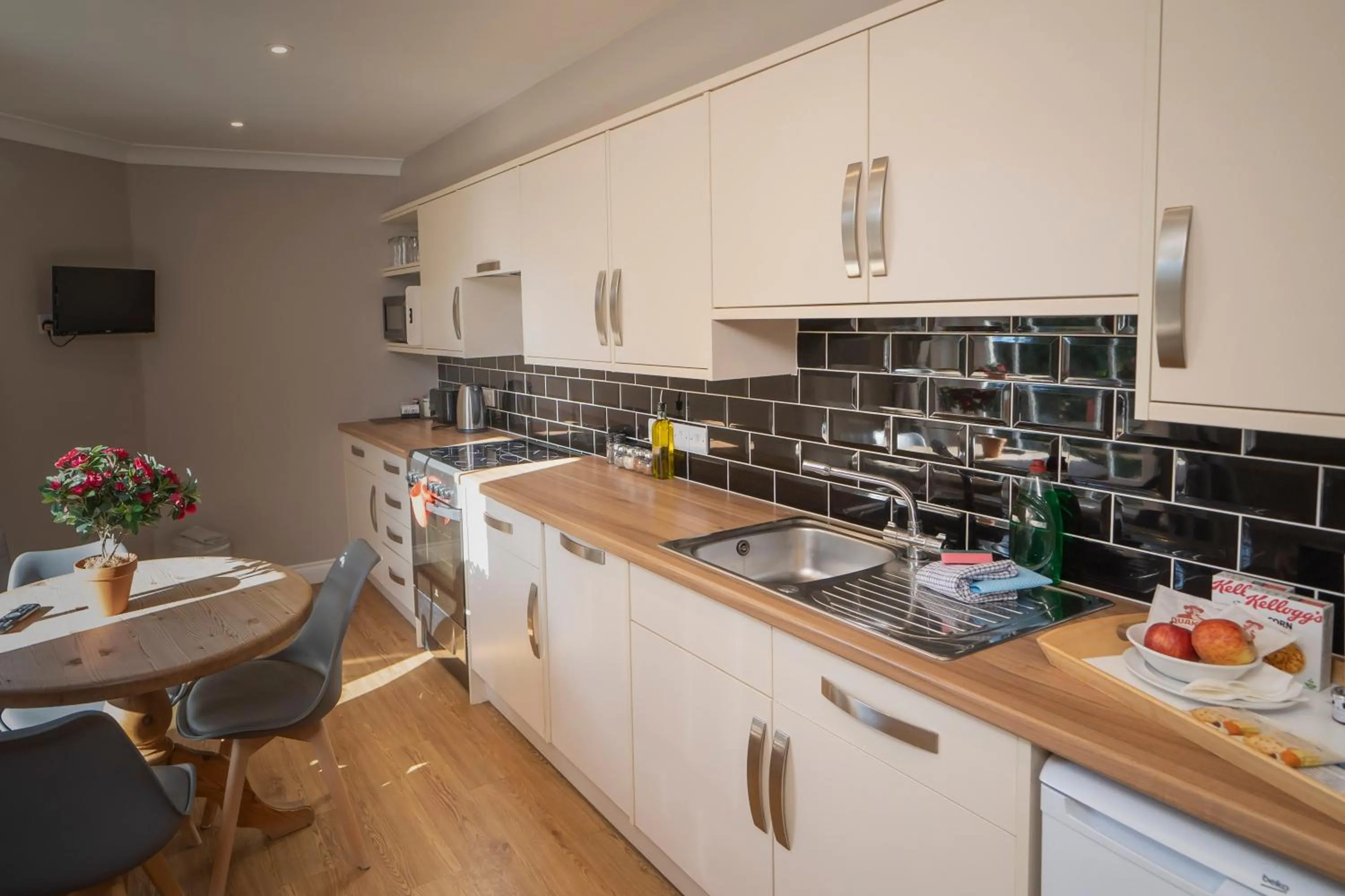 kitchen in Peartree Serviced Apartments