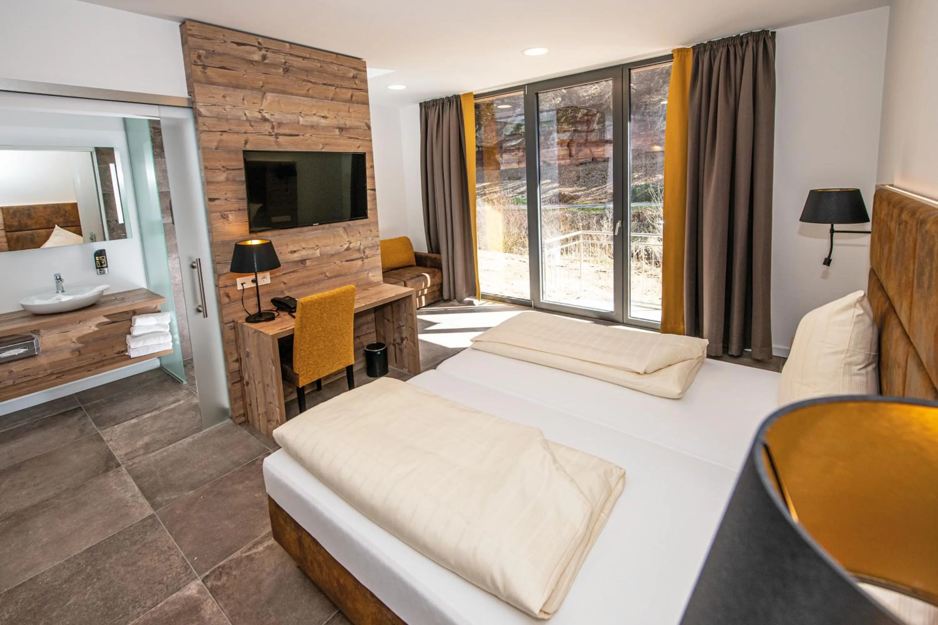 Staff, Bed in Landhotel Weihermühle