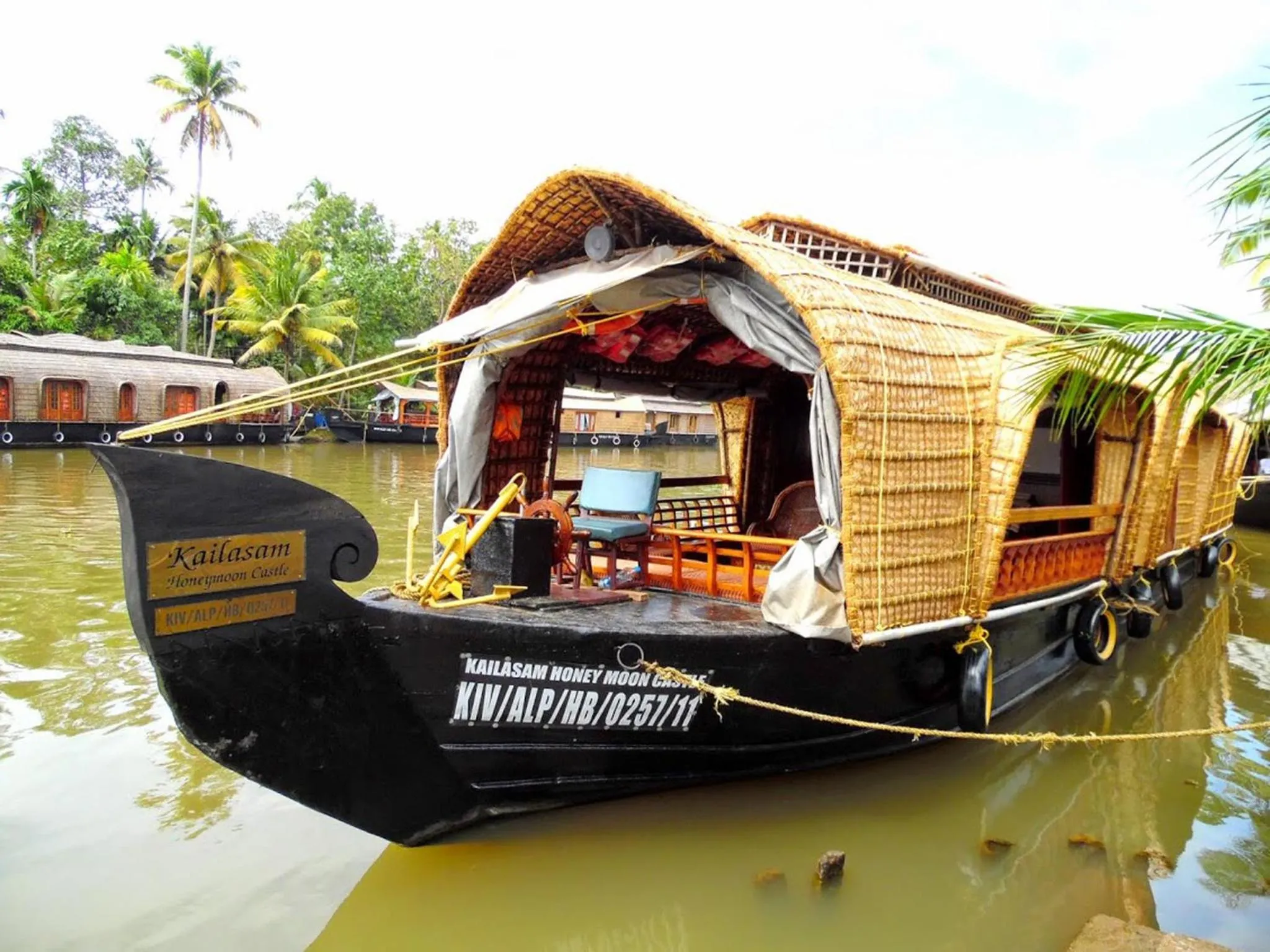 Property building in Eco Trails Houseboats