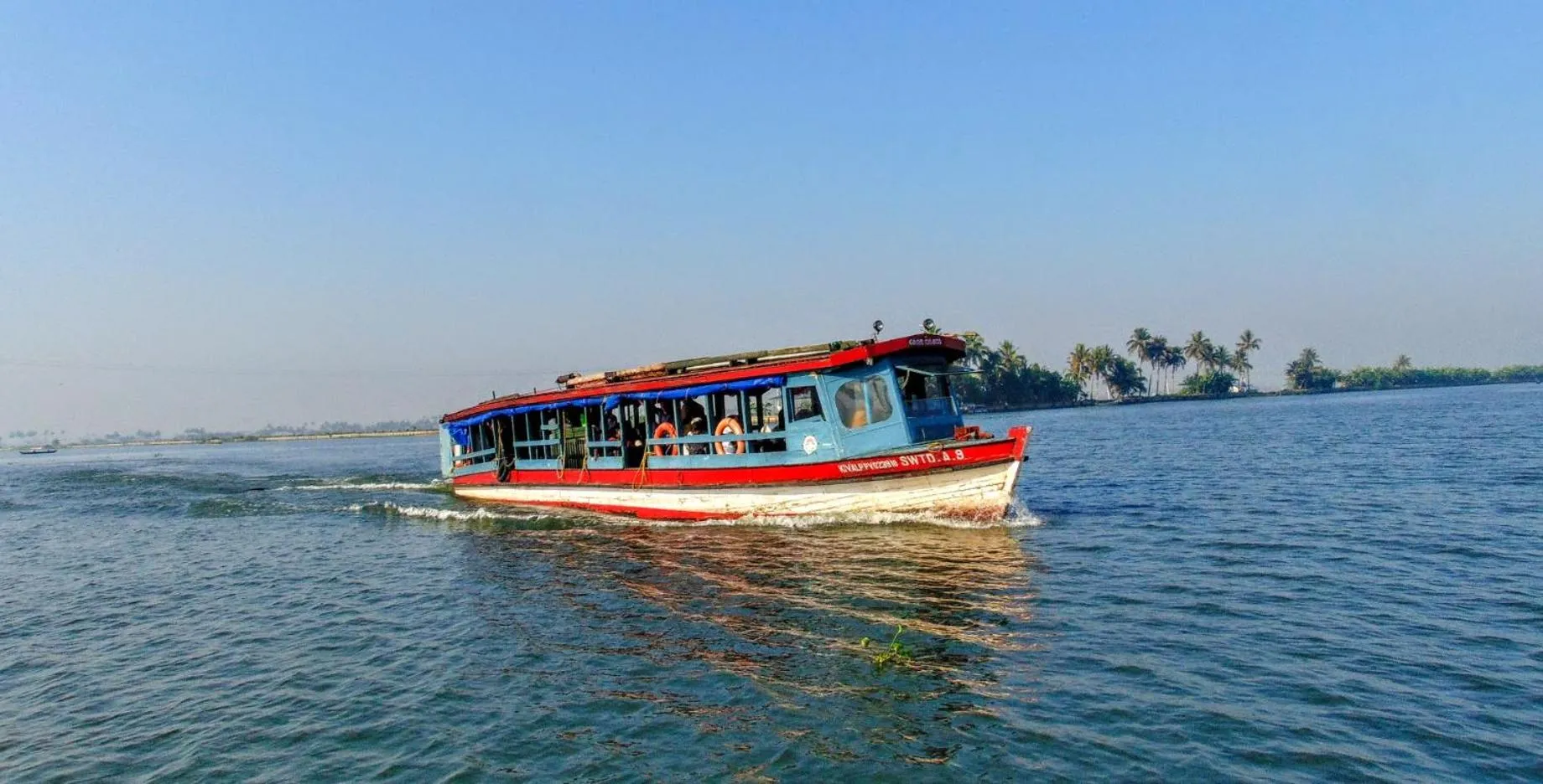 Lake view in Eco Trails Houseboats