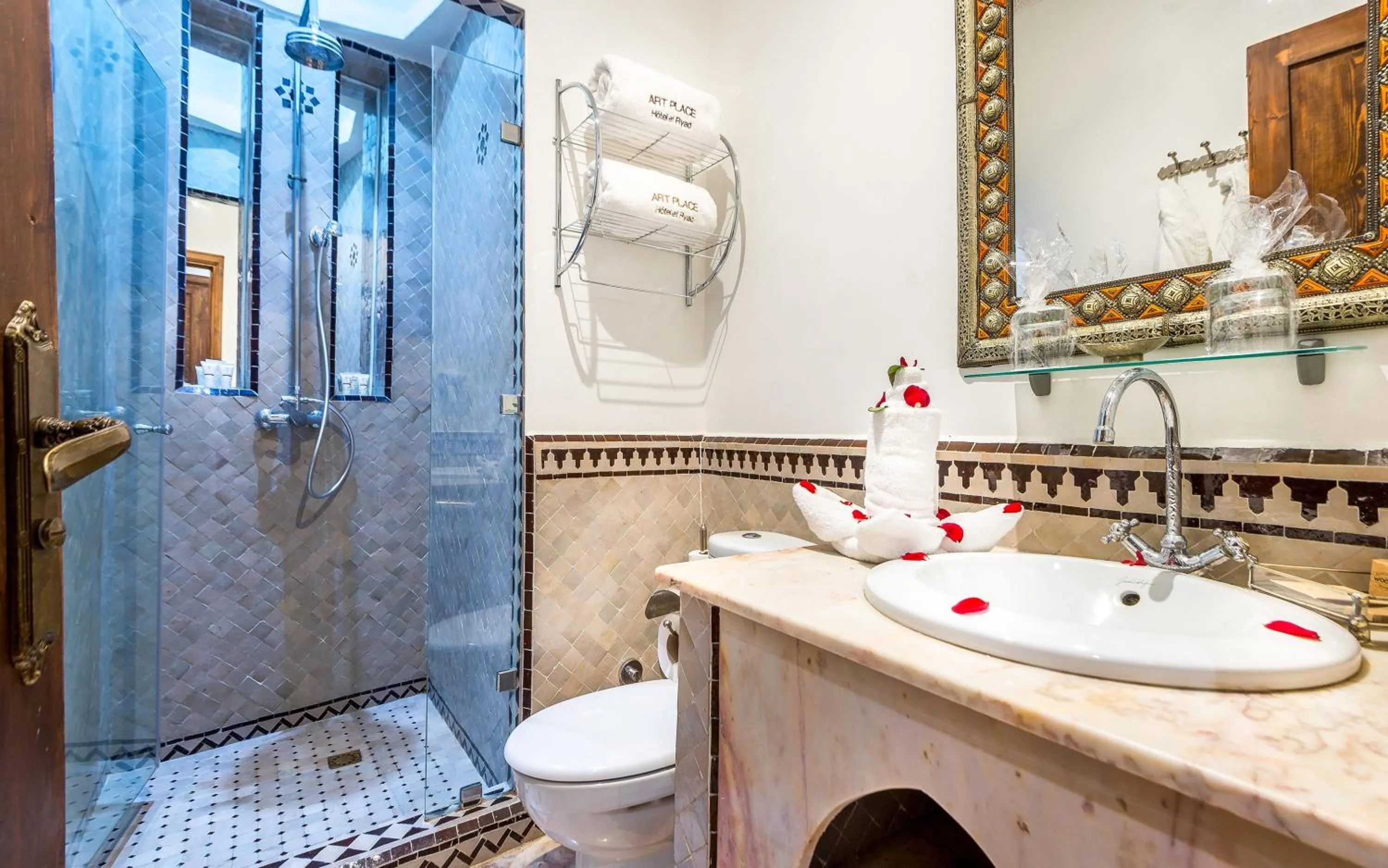 Bathroom in Hotel & Ryad Art Place Marrakech