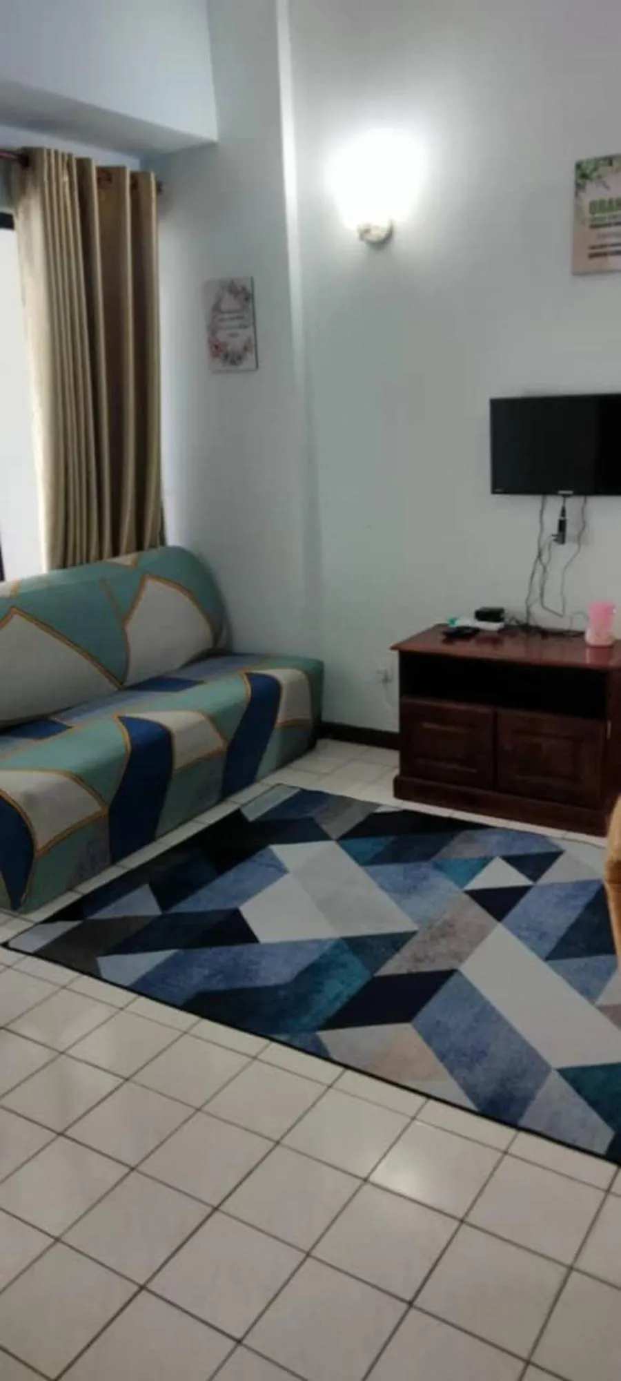 Living room, Bed in ZNZ Oasis Homestay