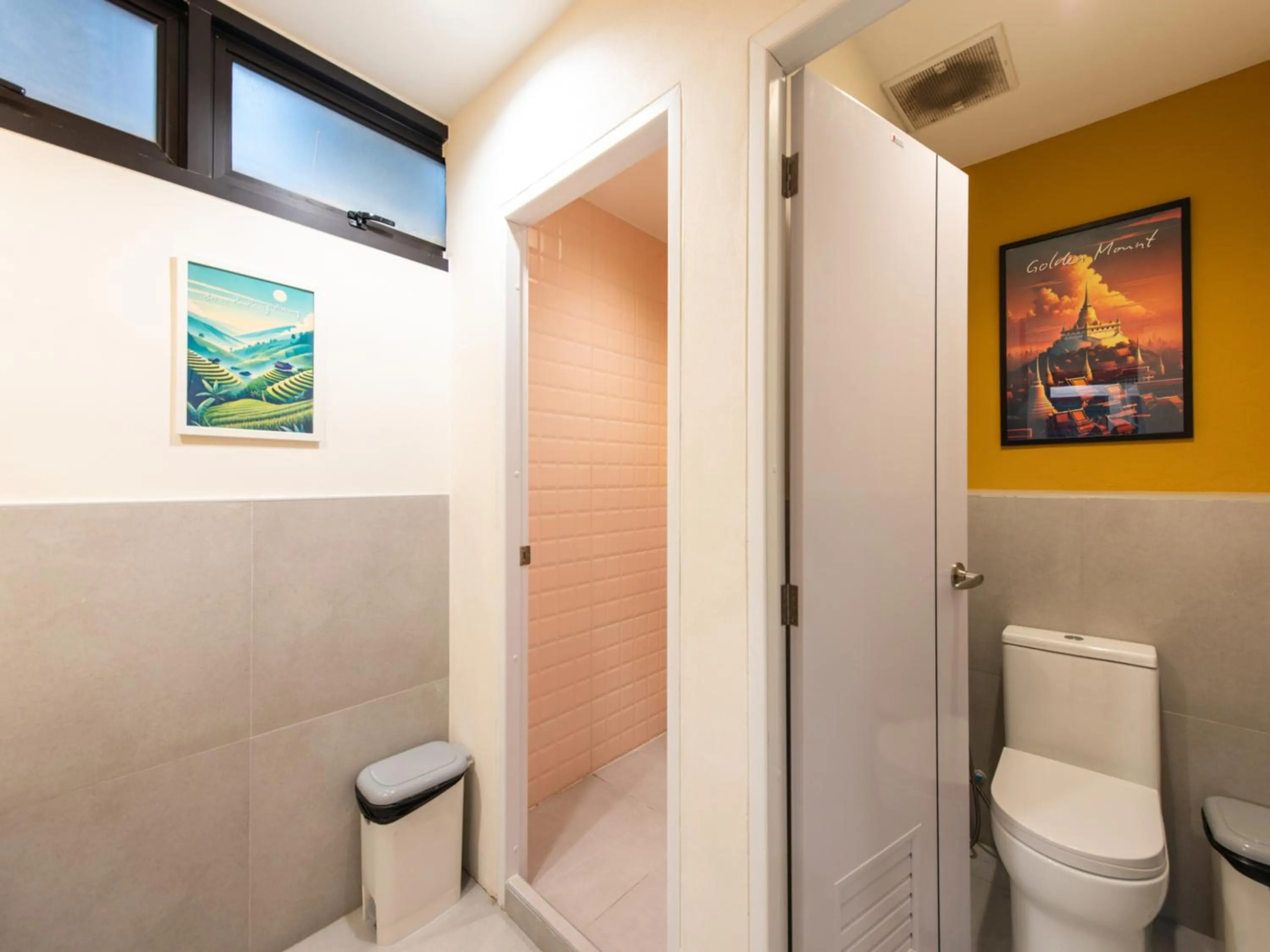 Bathroom in The City Yaowarat