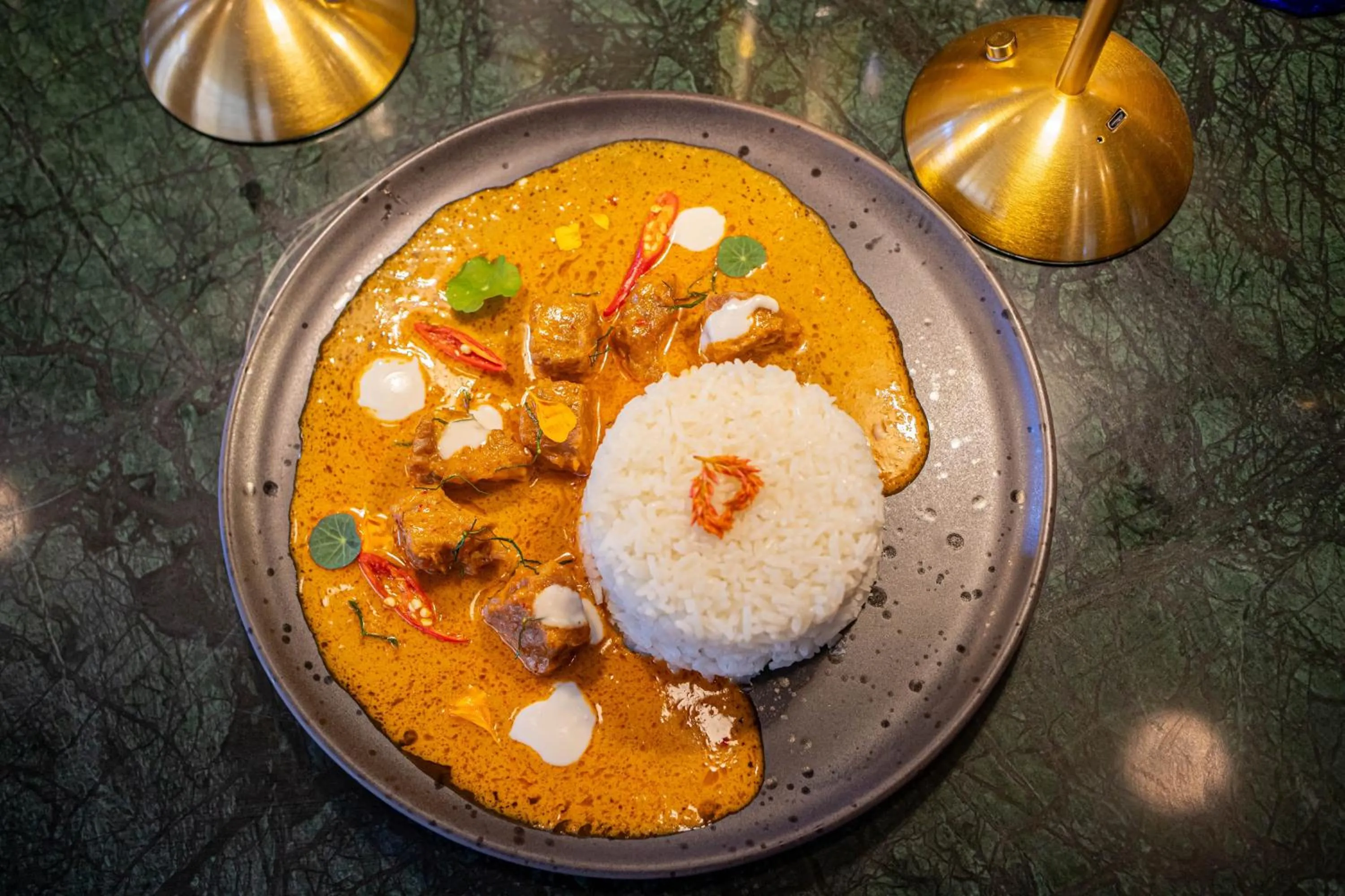 Lounge or bar in The City Yaowarat