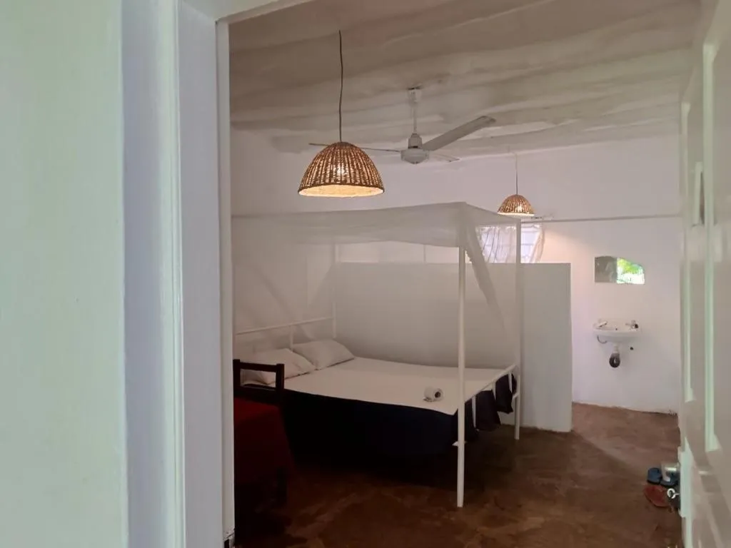 Bed in Travellers Inn Resort Malindi