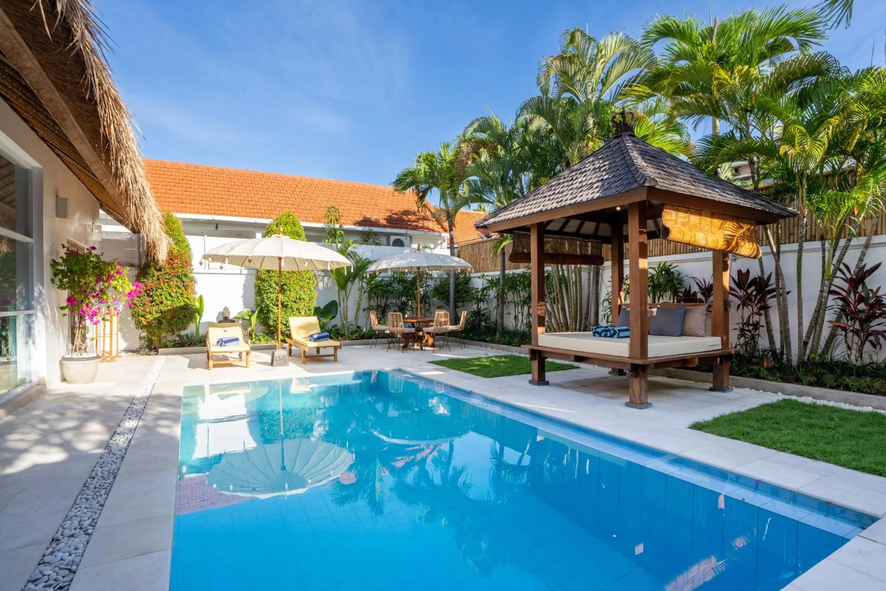 Day in Villa Bardo by Pertama Management