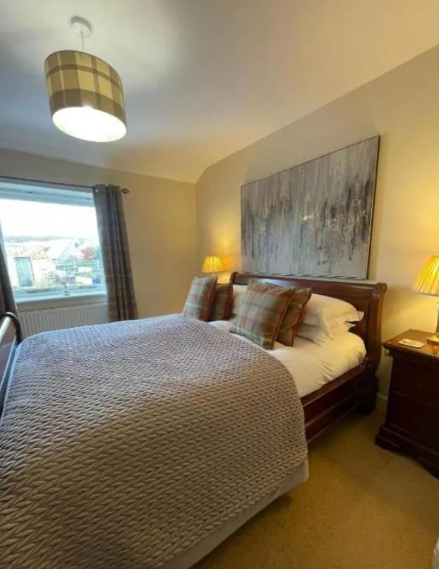 Bedroom, Bed in OYO Cocketts Hotel