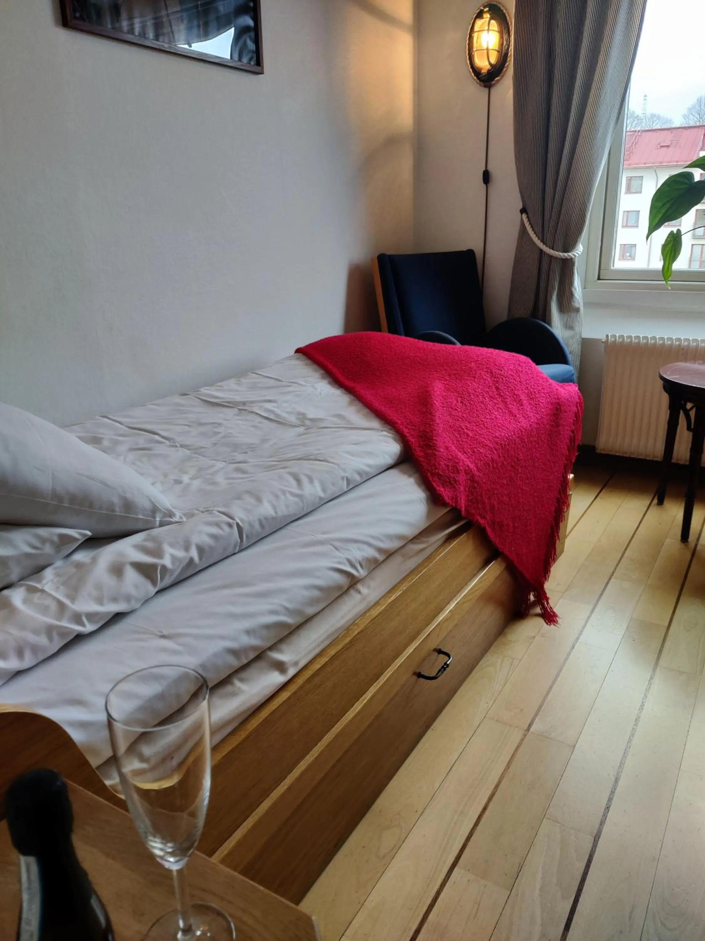 Bedroom in Hotell City