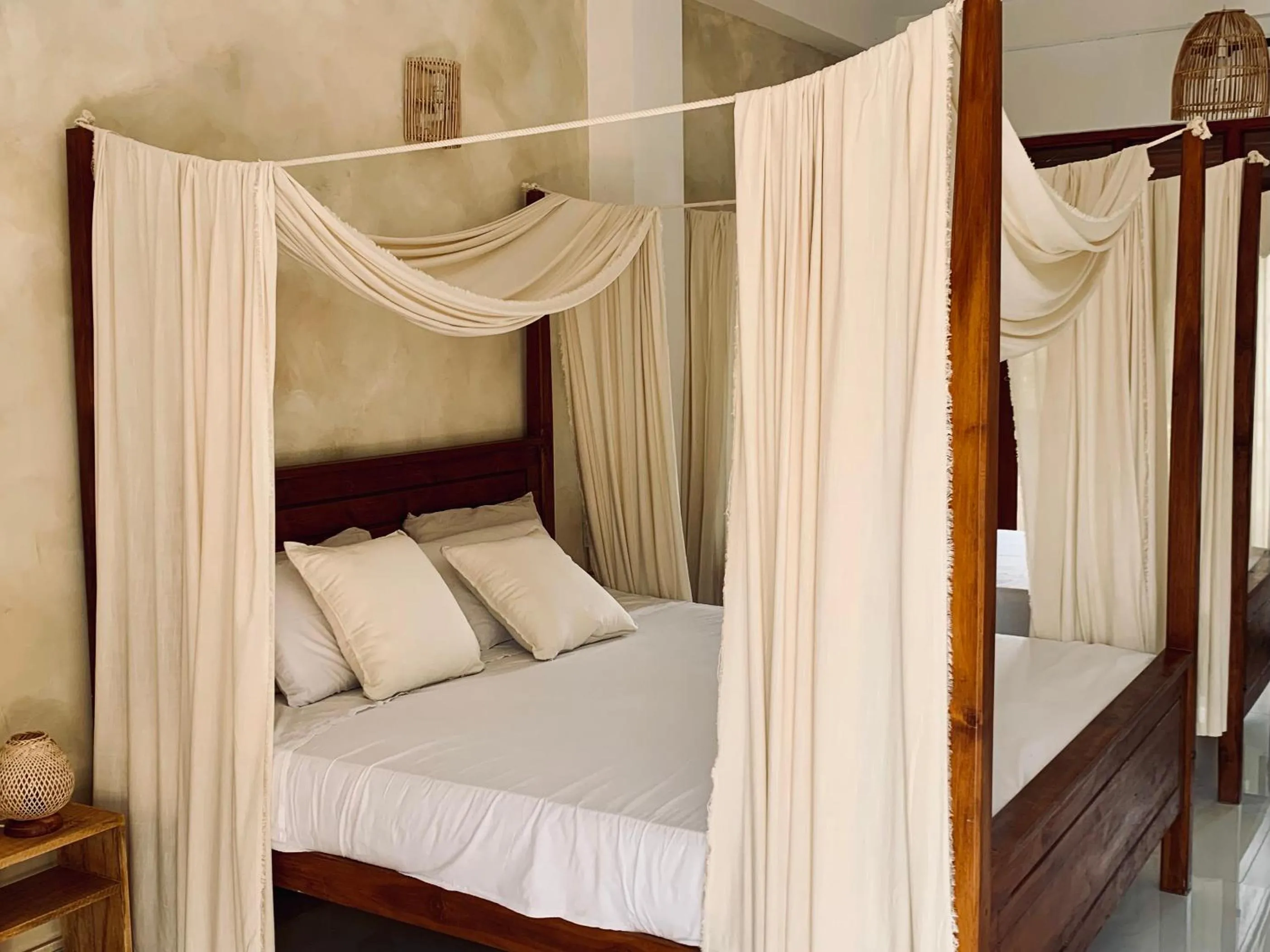 Bed in Oltremare Mirissa