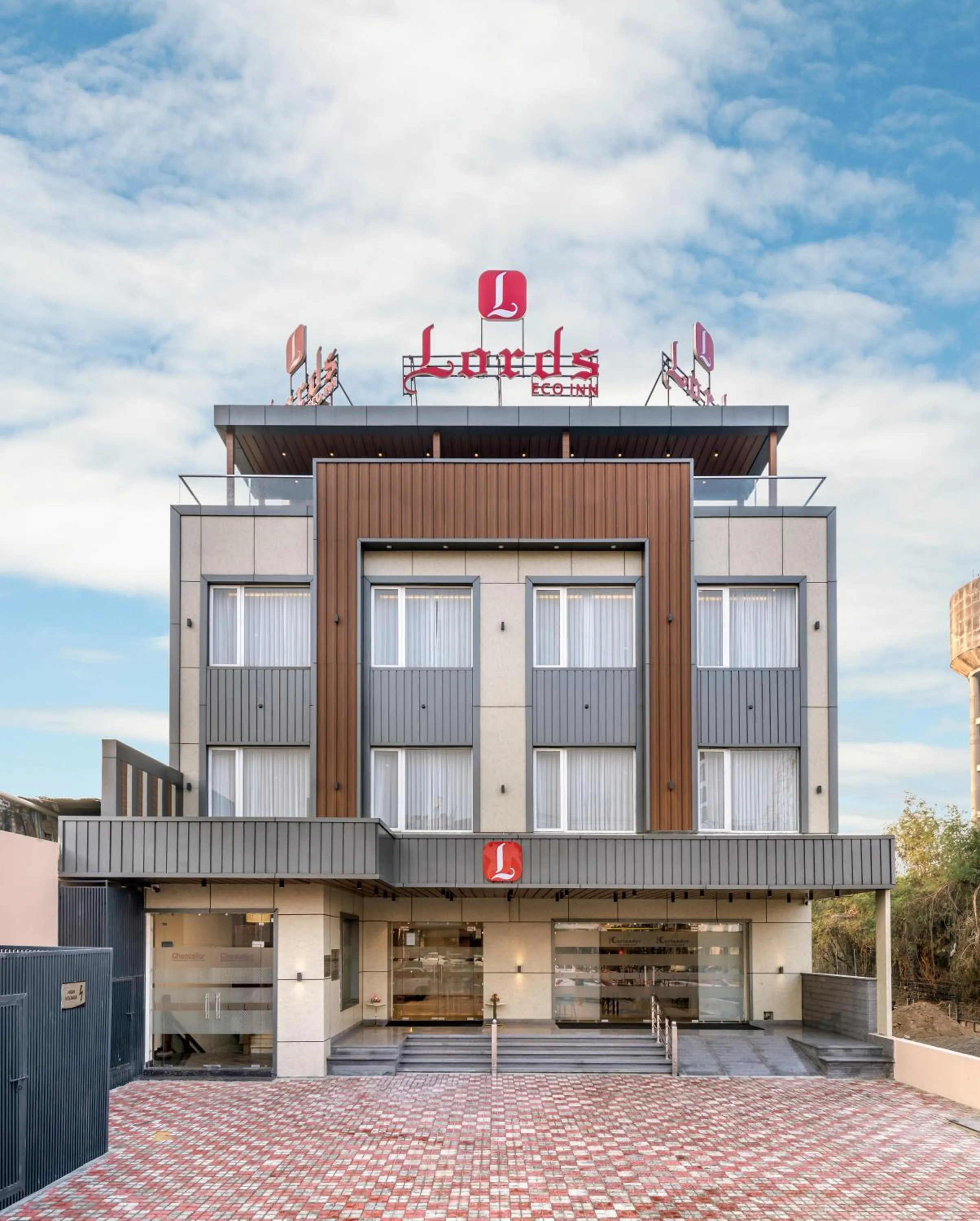 Lords Eco Inn Dera Bassi