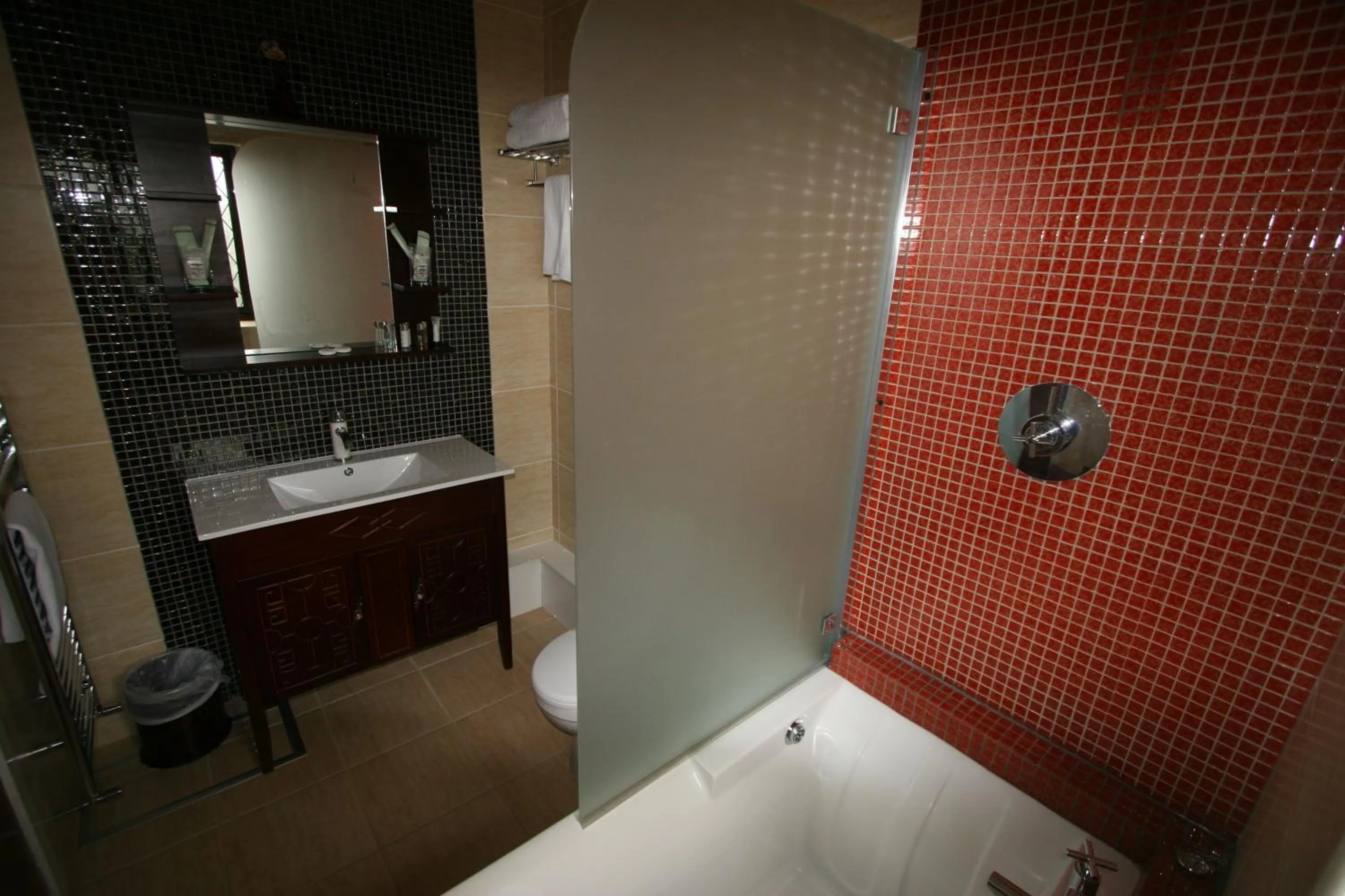 Bathroom in The Plough Inn