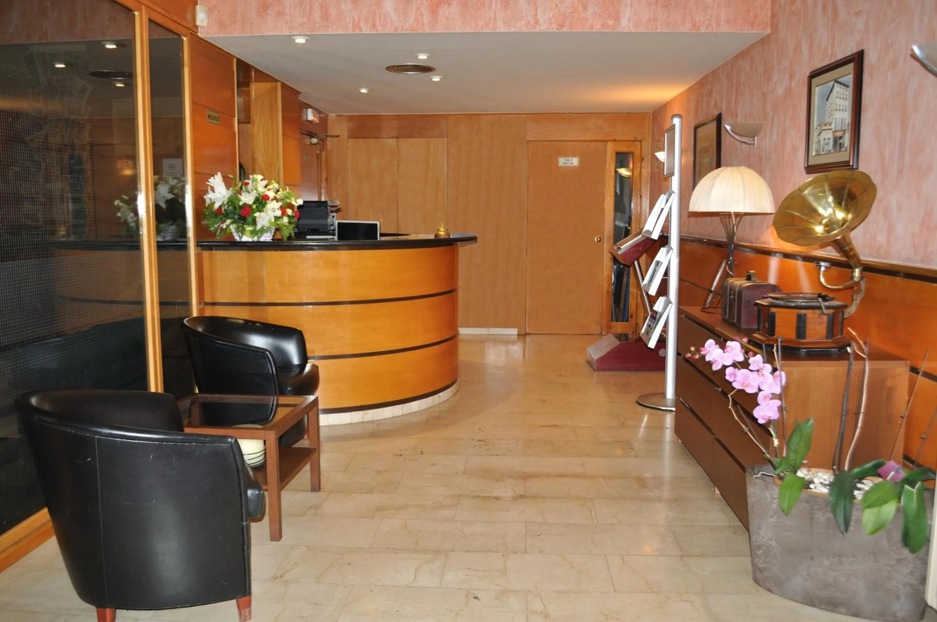 Lobby or reception in Hotel Solé