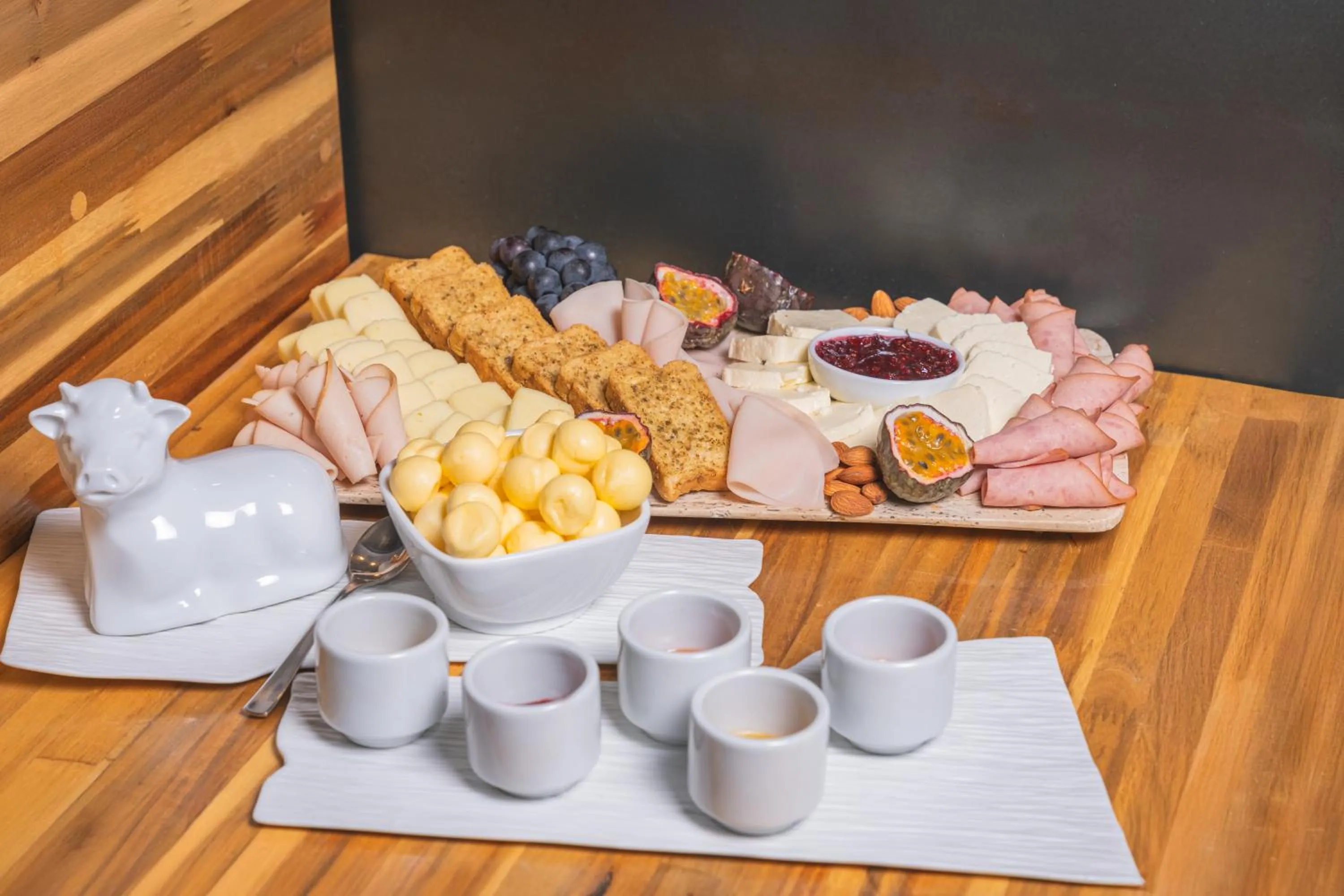 Food in Hotel CityFlats