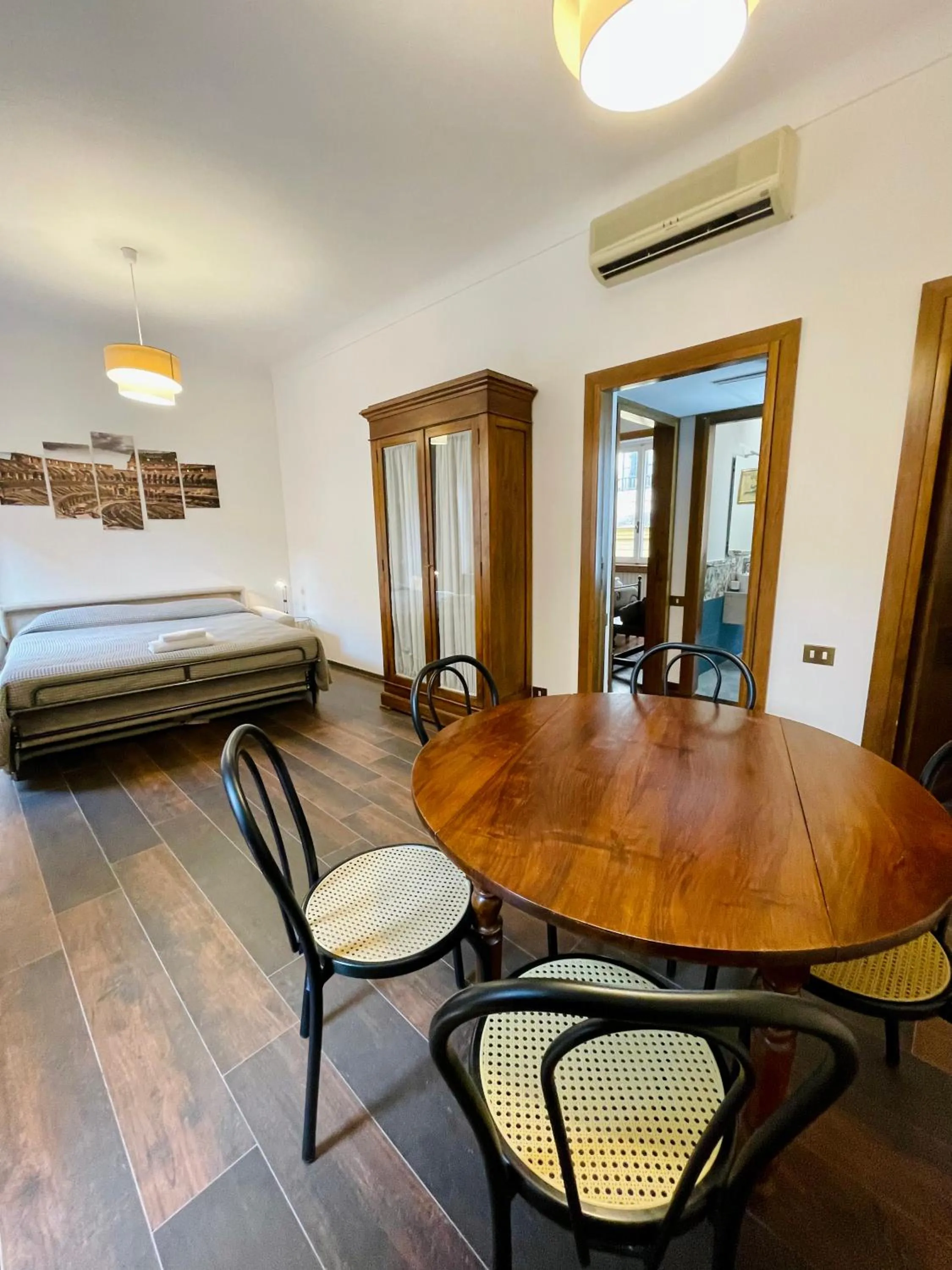 Living room, Bed in Martina al Colosseo