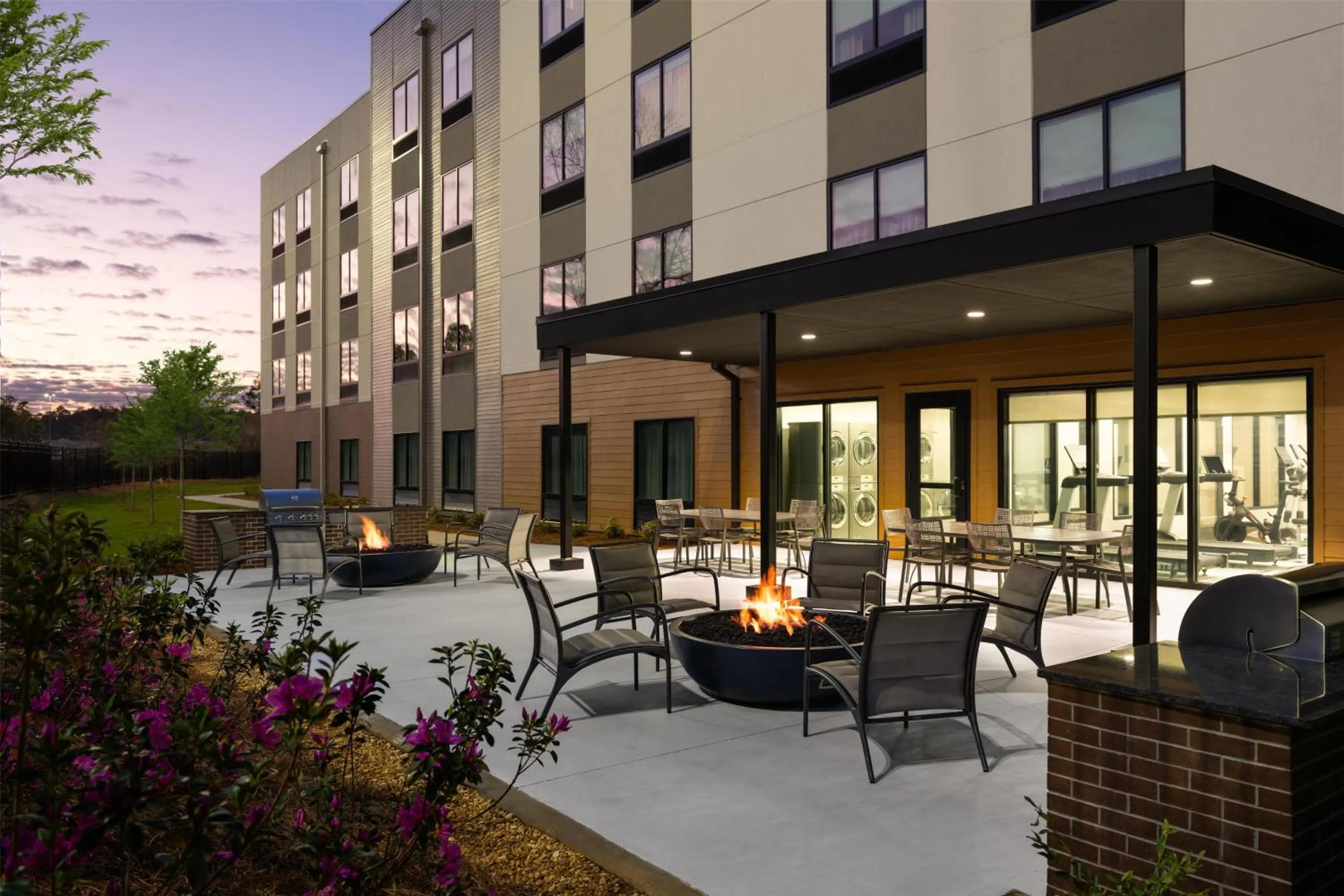 Patio in Hyatt Studios Mobile/Tillmans Corner