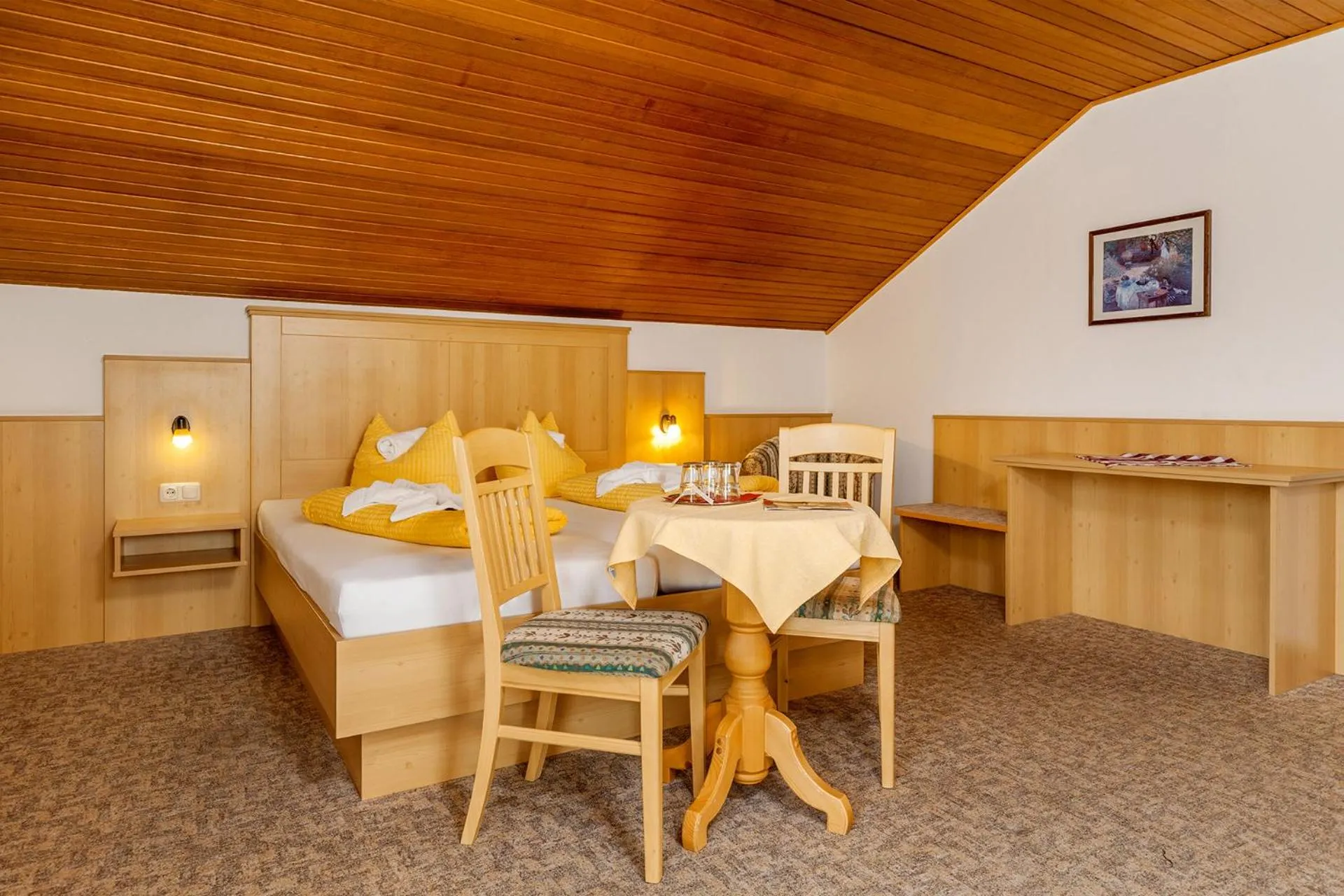 Photo of the whole room, Bed in Ruperti - Gästehaus