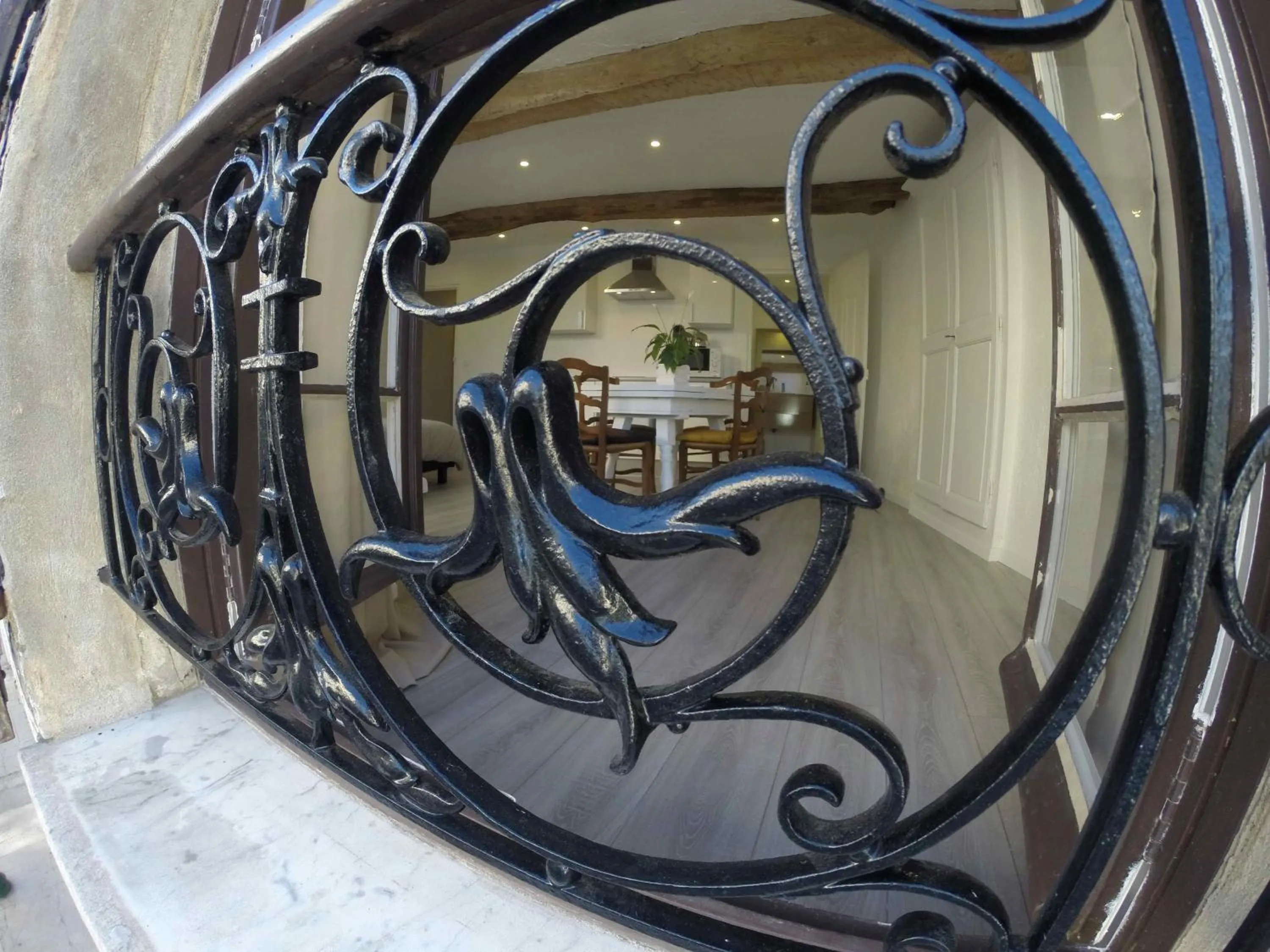 Decorative detail in Maison Carles BnB