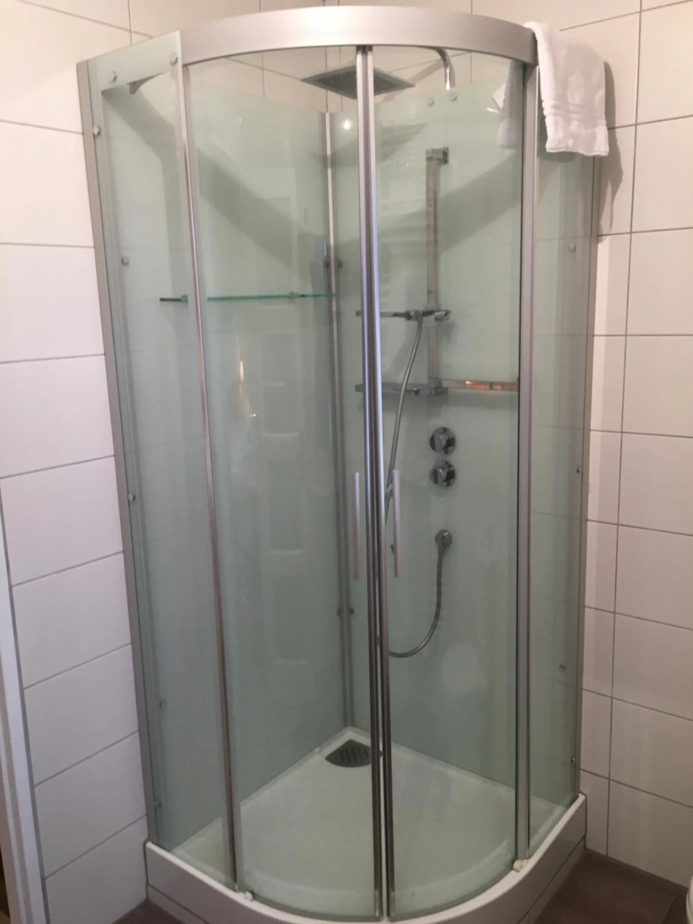 Shower in Le Melchior