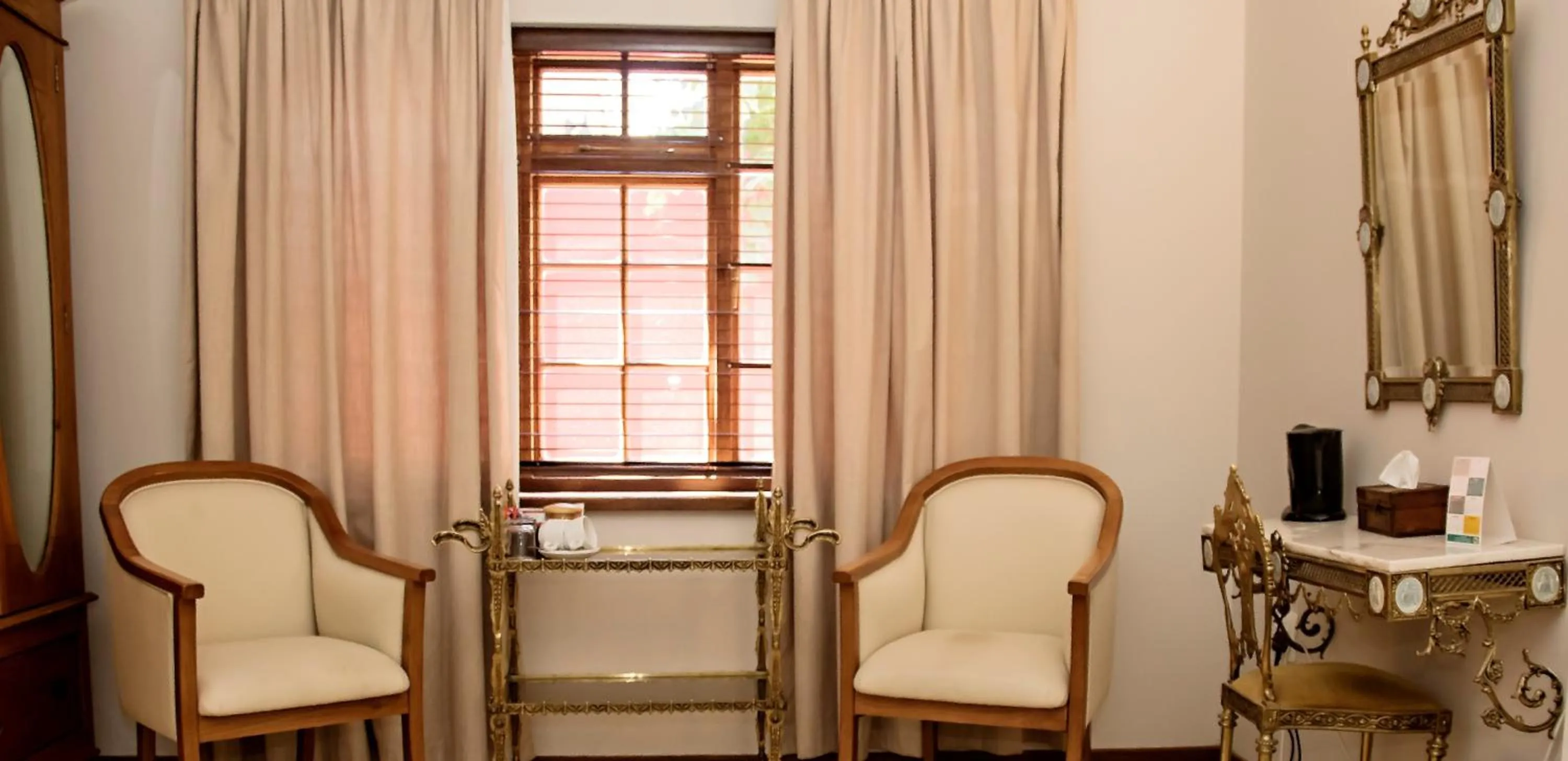 Decorative detail in Beaufort Manor Country Lodge