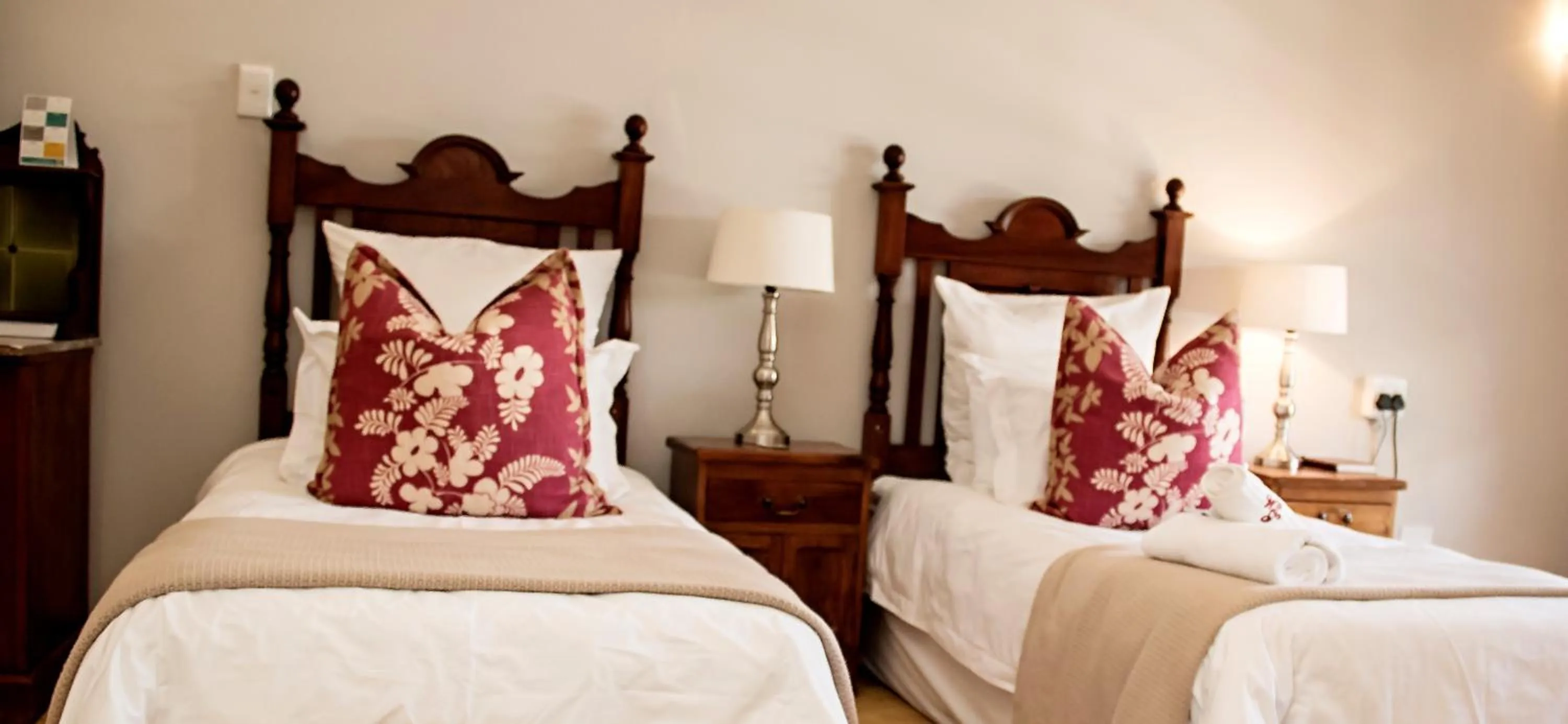 Bedroom, Bed in Beaufort Manor Country Lodge