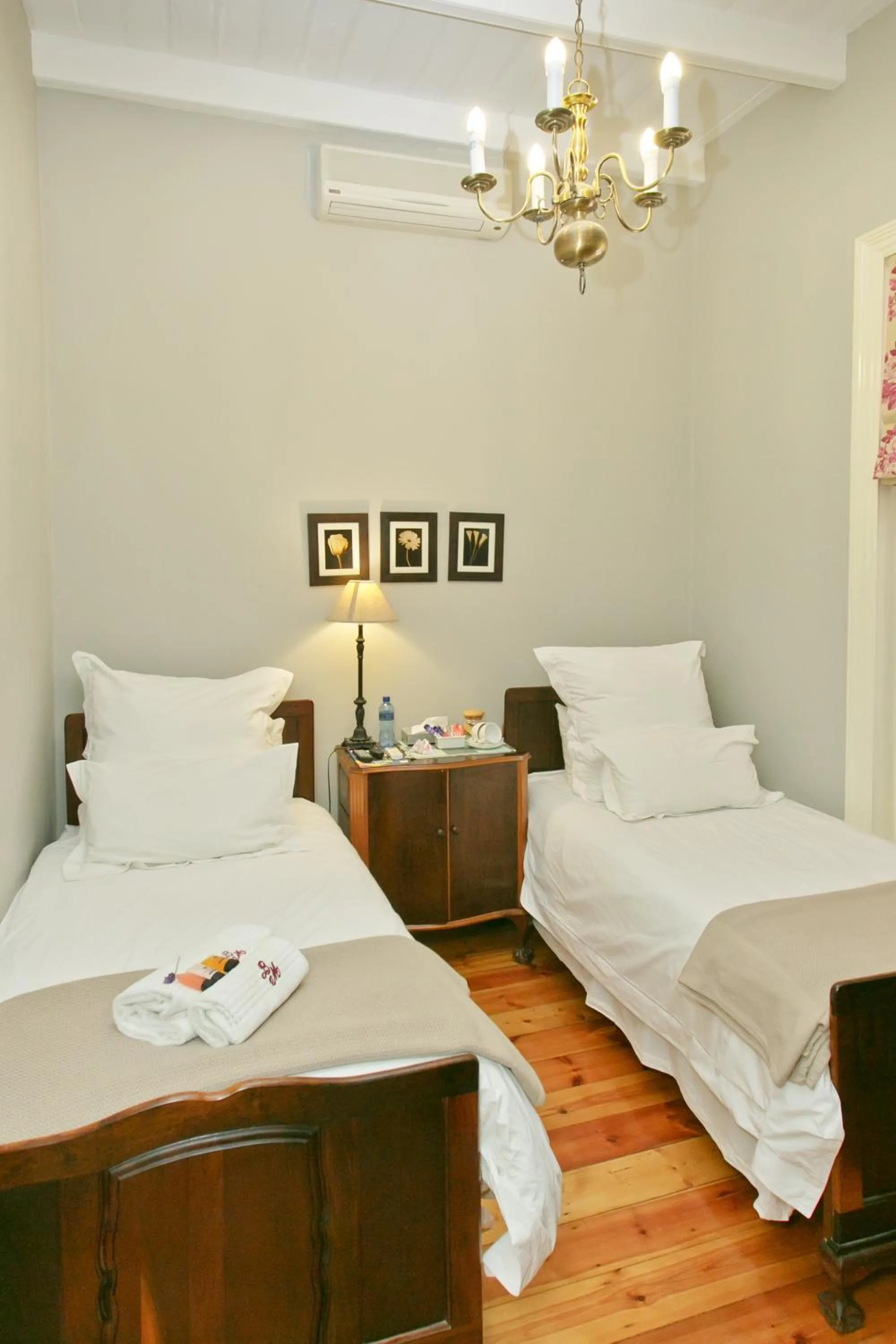 Bedroom, Bed in Beaufort Manor Country Lodge