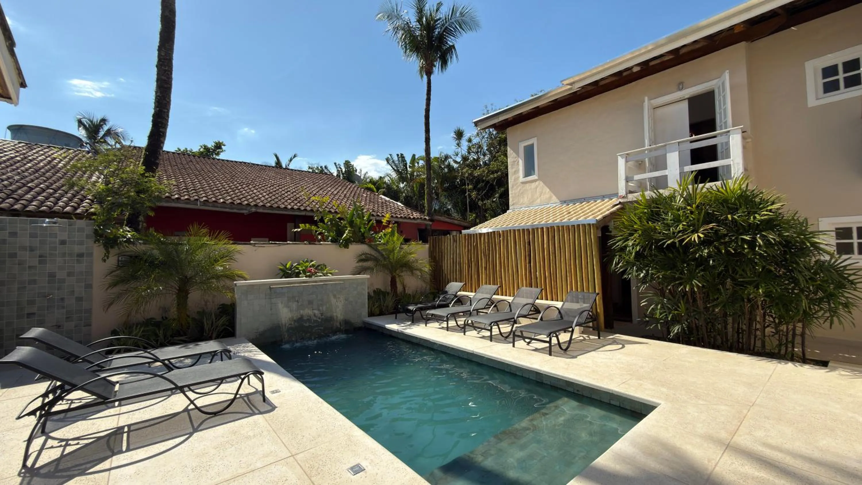 Property building in Pousada Pantai Maresias